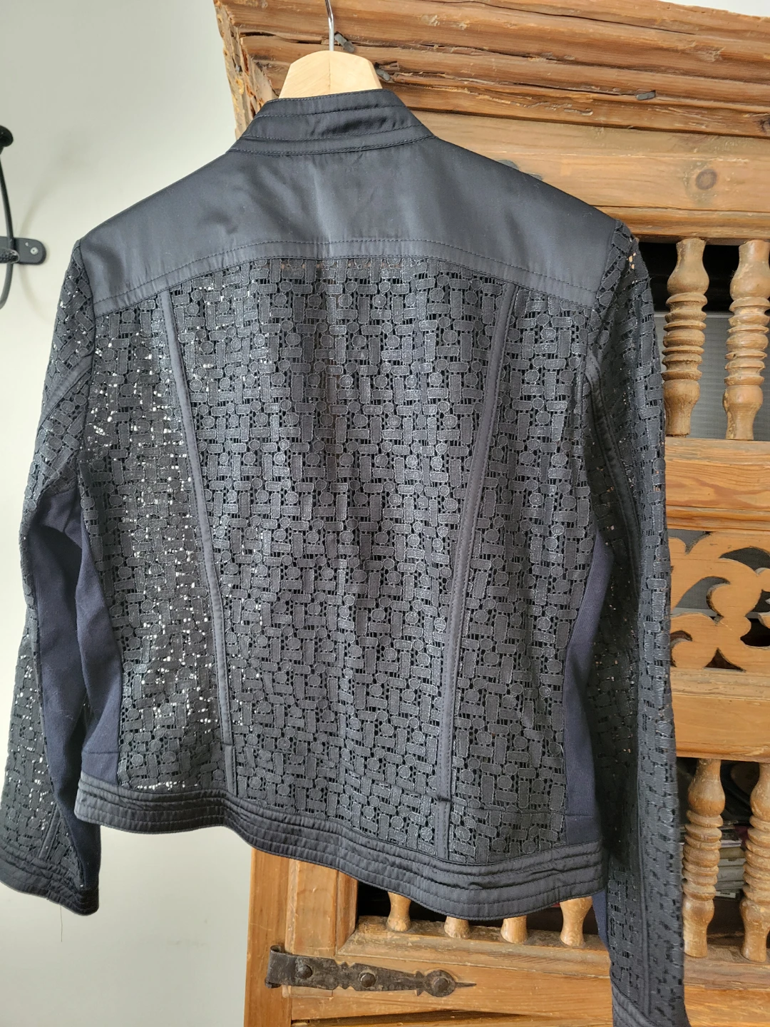 Cute black jacket/top - photo 2