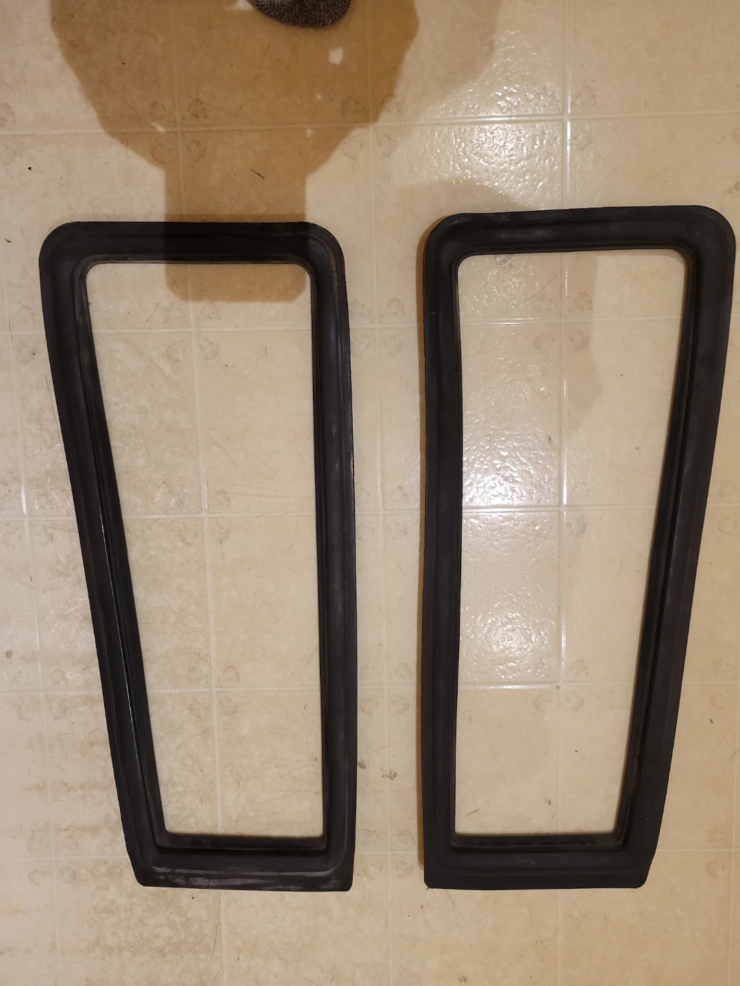 2x Toyota Rubber Window Seal Gaskets - photo 3