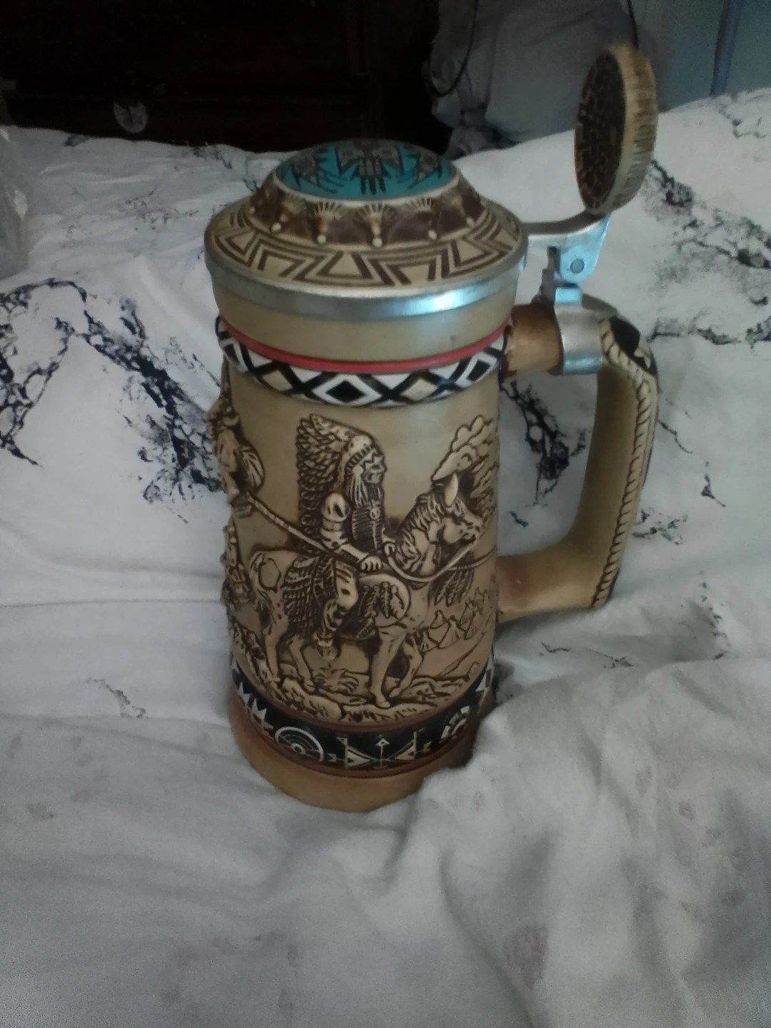 Avon Indians of the American Frontier Stein - photo 3