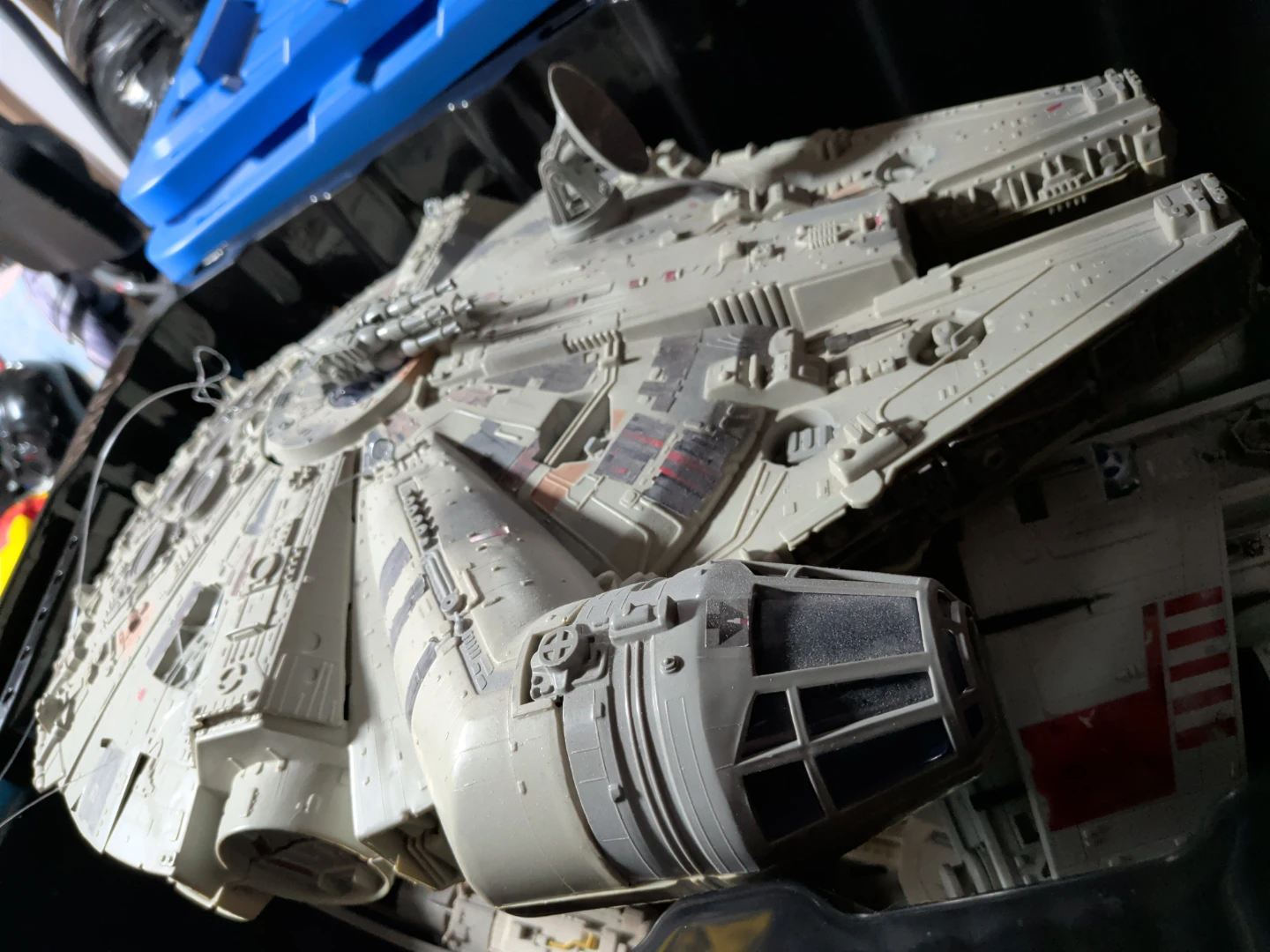 Star Wars Millennium Falcon toy