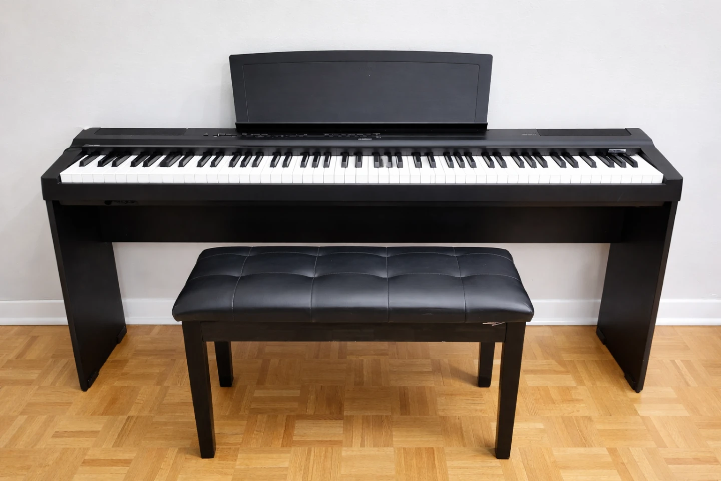 Yamaha P-125 with free extra Pedals