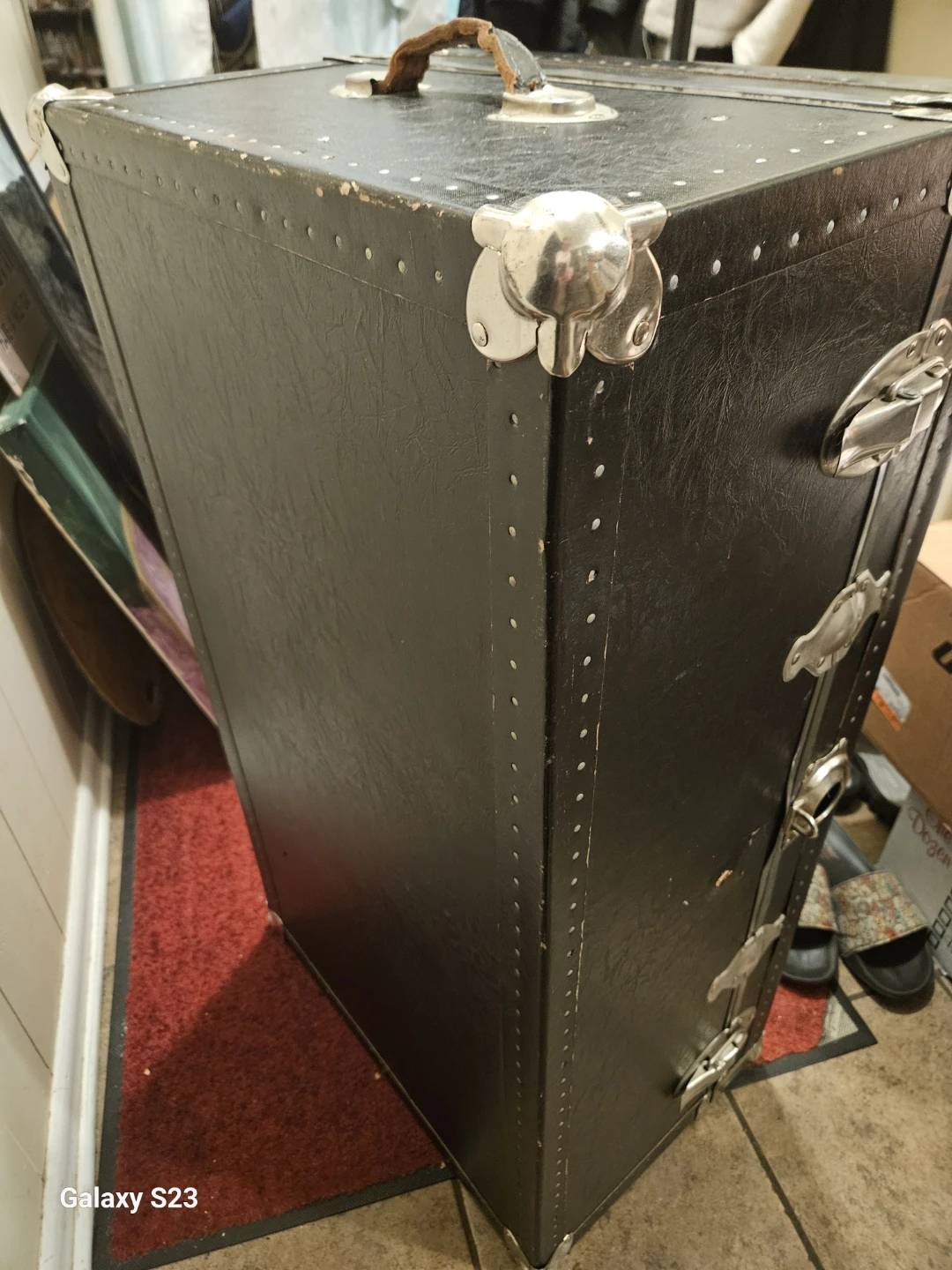 Vintage Black Steamer Trunk - photo 2