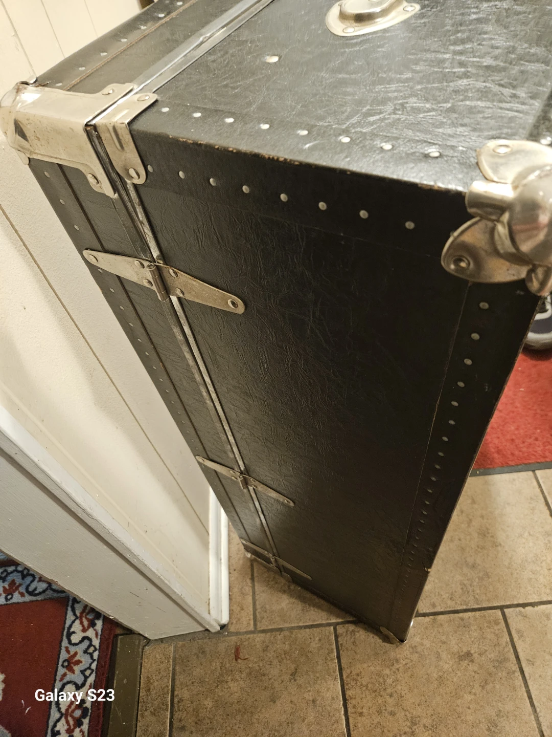 Vintage Black Steamer Trunk - photo 3
