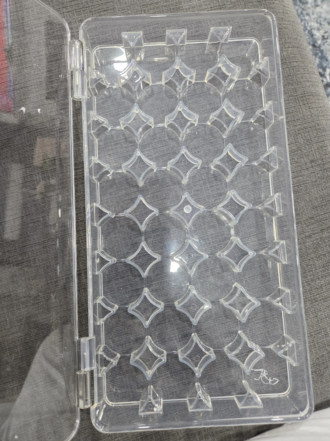 32 Slots Transparent Plastic organizer 13"x7" and 1.1/4" deep