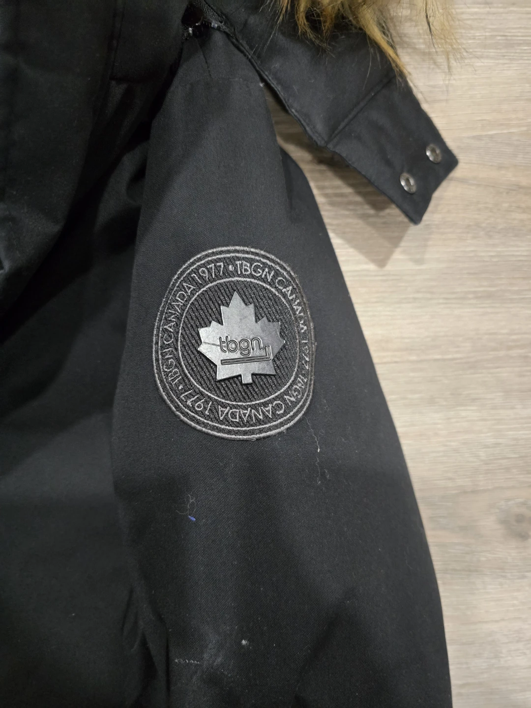 Men's Toboggan Canada Winter Jacket (Size Medium) - photo 3