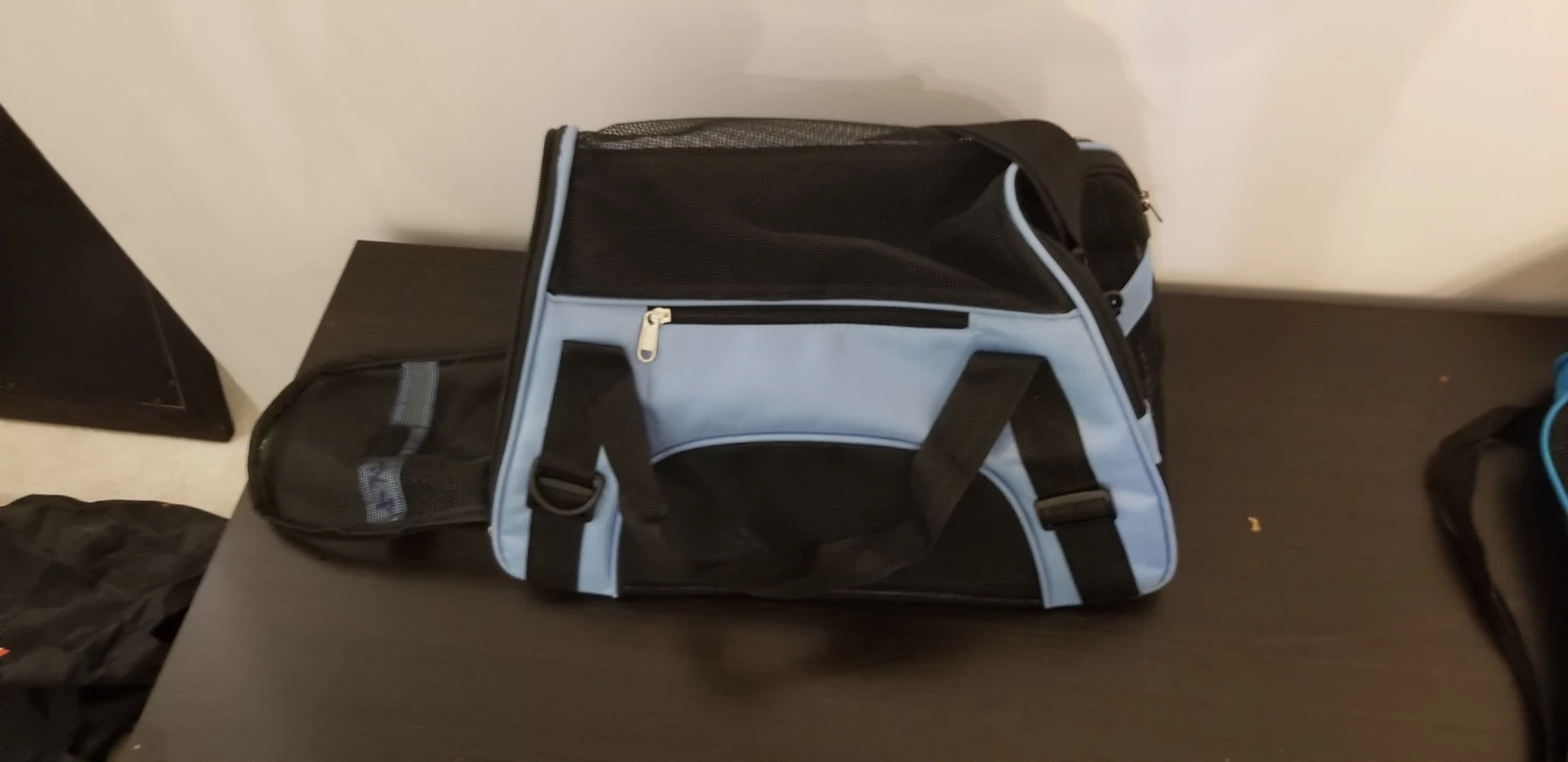Blue & Black Pet Carrier - Like New!