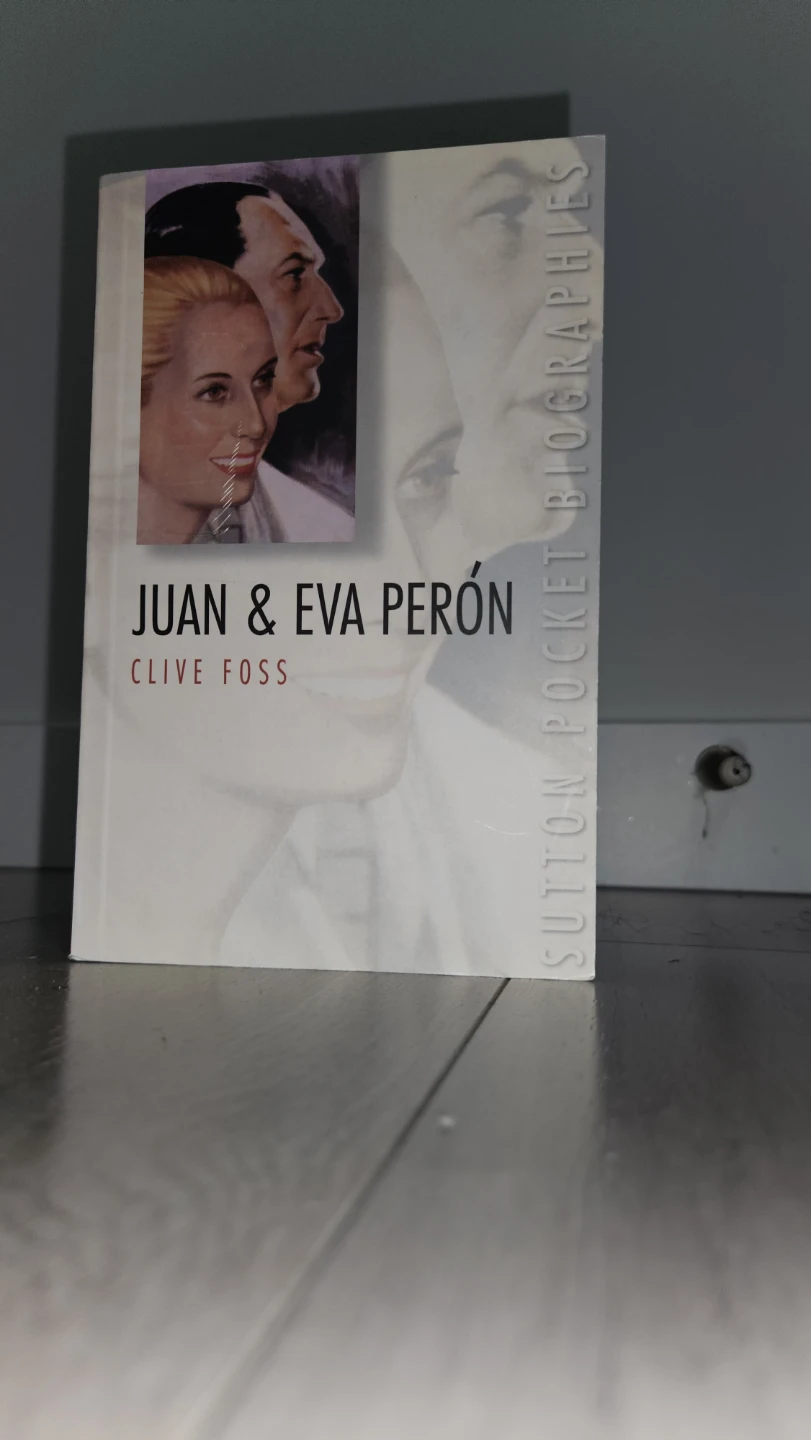 Juan & Eva Perón by Clive Foss - photo 4