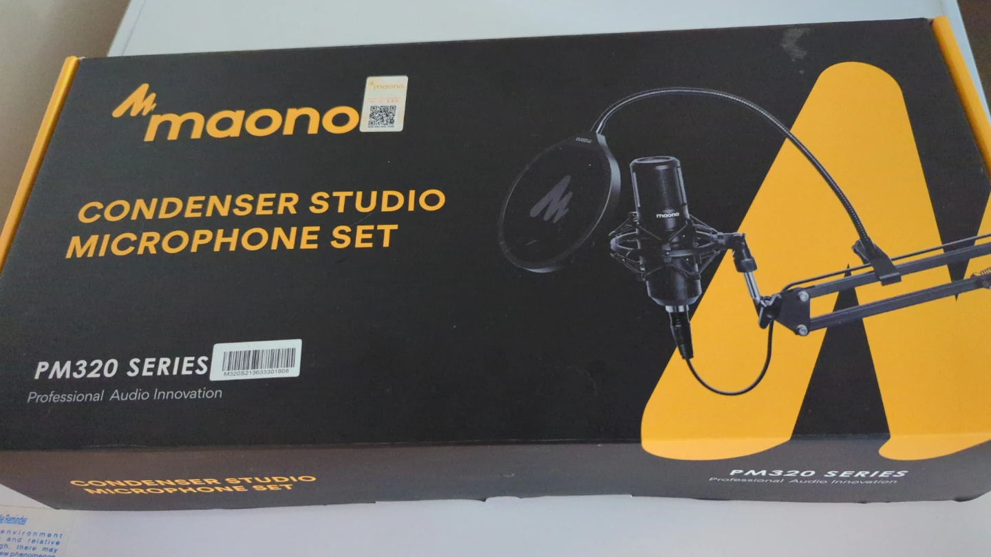 Maono AU-PM320S Condenser Studio Microphone Set - New