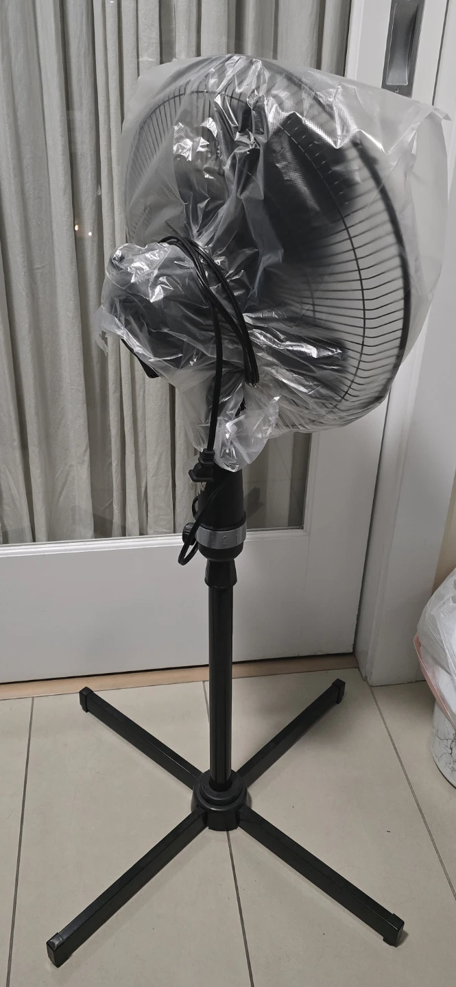 Black Stand Fan - photo 2
