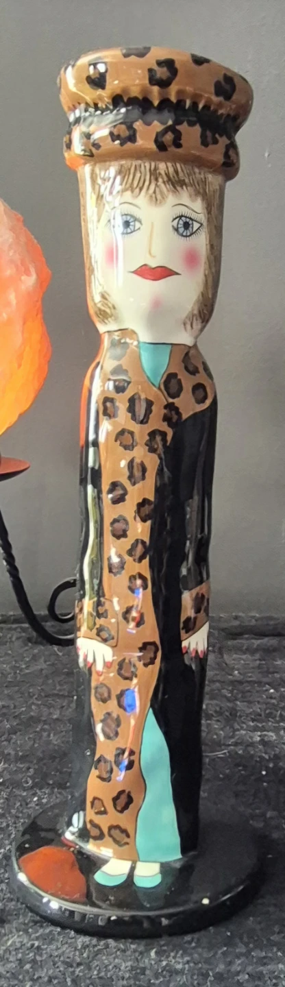 Susan Paley by Ganz Lydia Figurine Lamp🥕