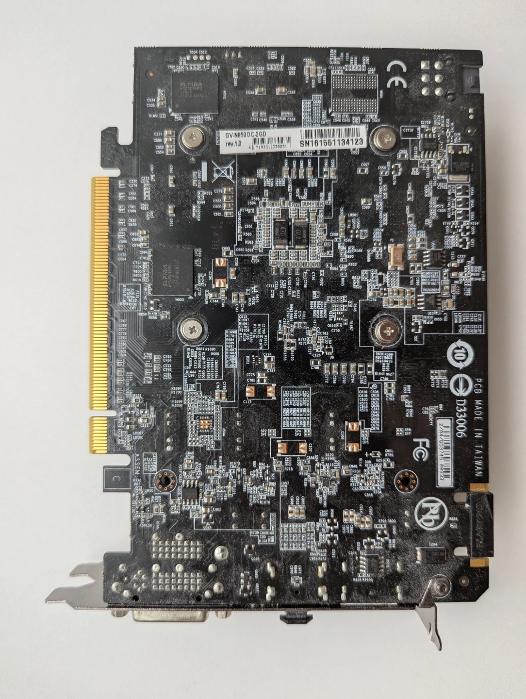 Gigabyte GeForce GTX 950 OC Graphics Card - photo 2