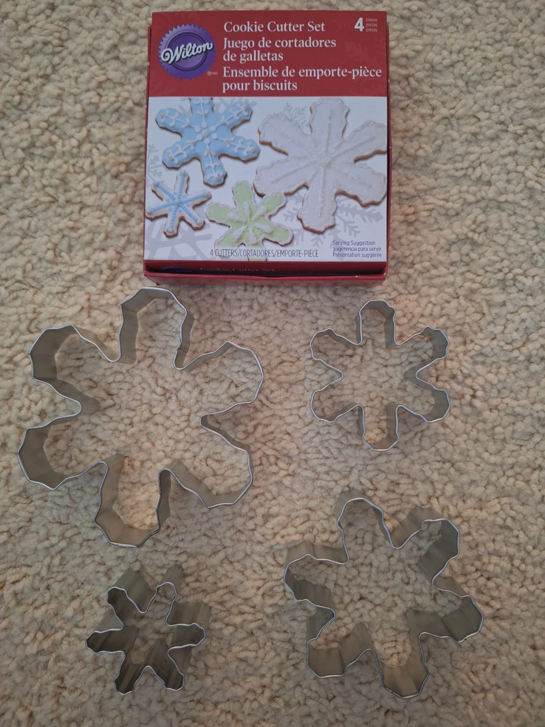 Wilton Snowflake Cookie Cutter Set - New in box