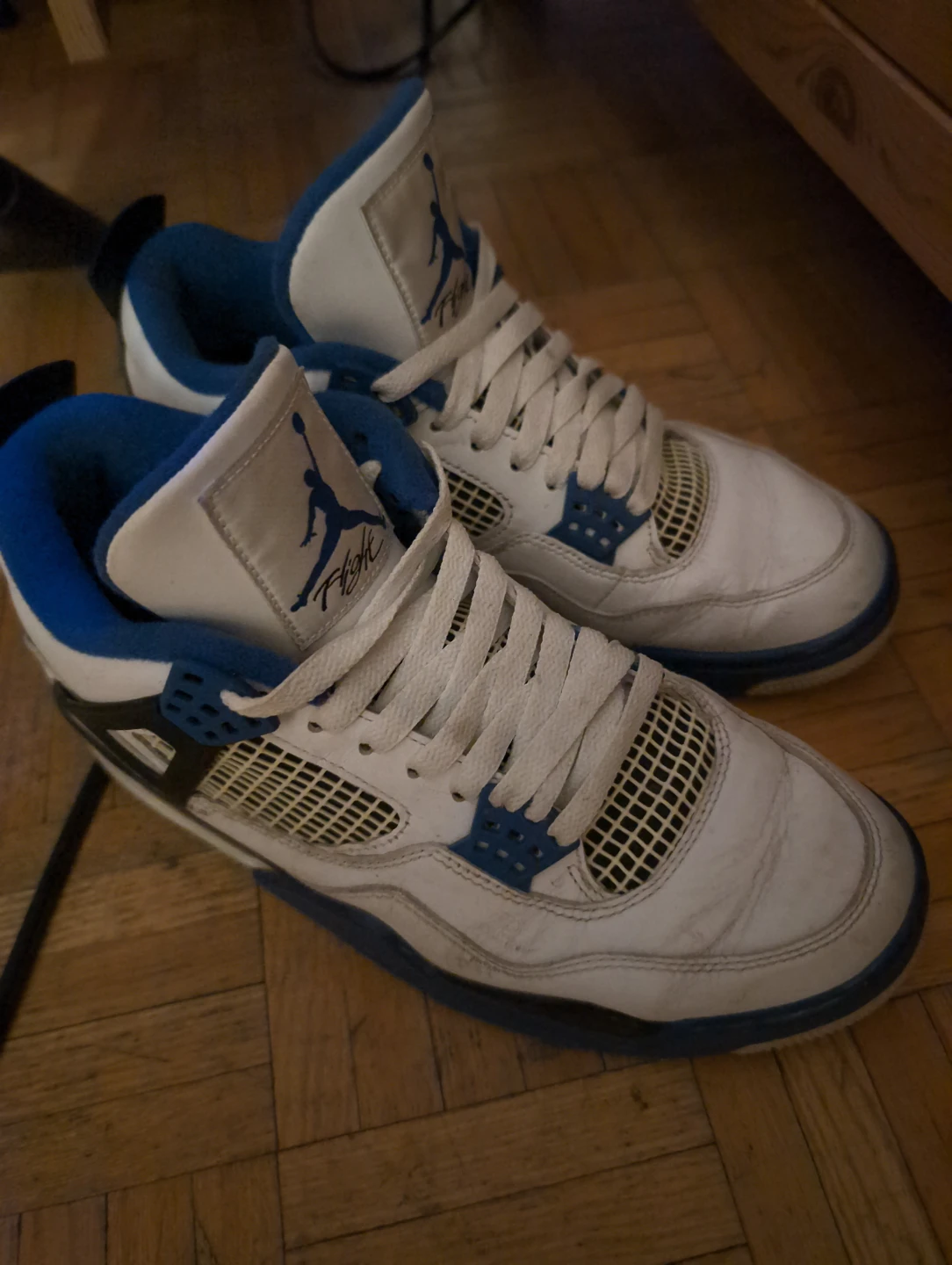 Air Jordan 4 "Flight" Sneakers