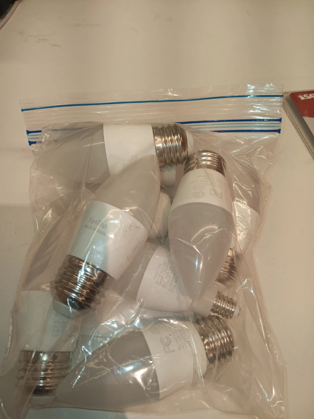 SynTop LED Light Bulbs