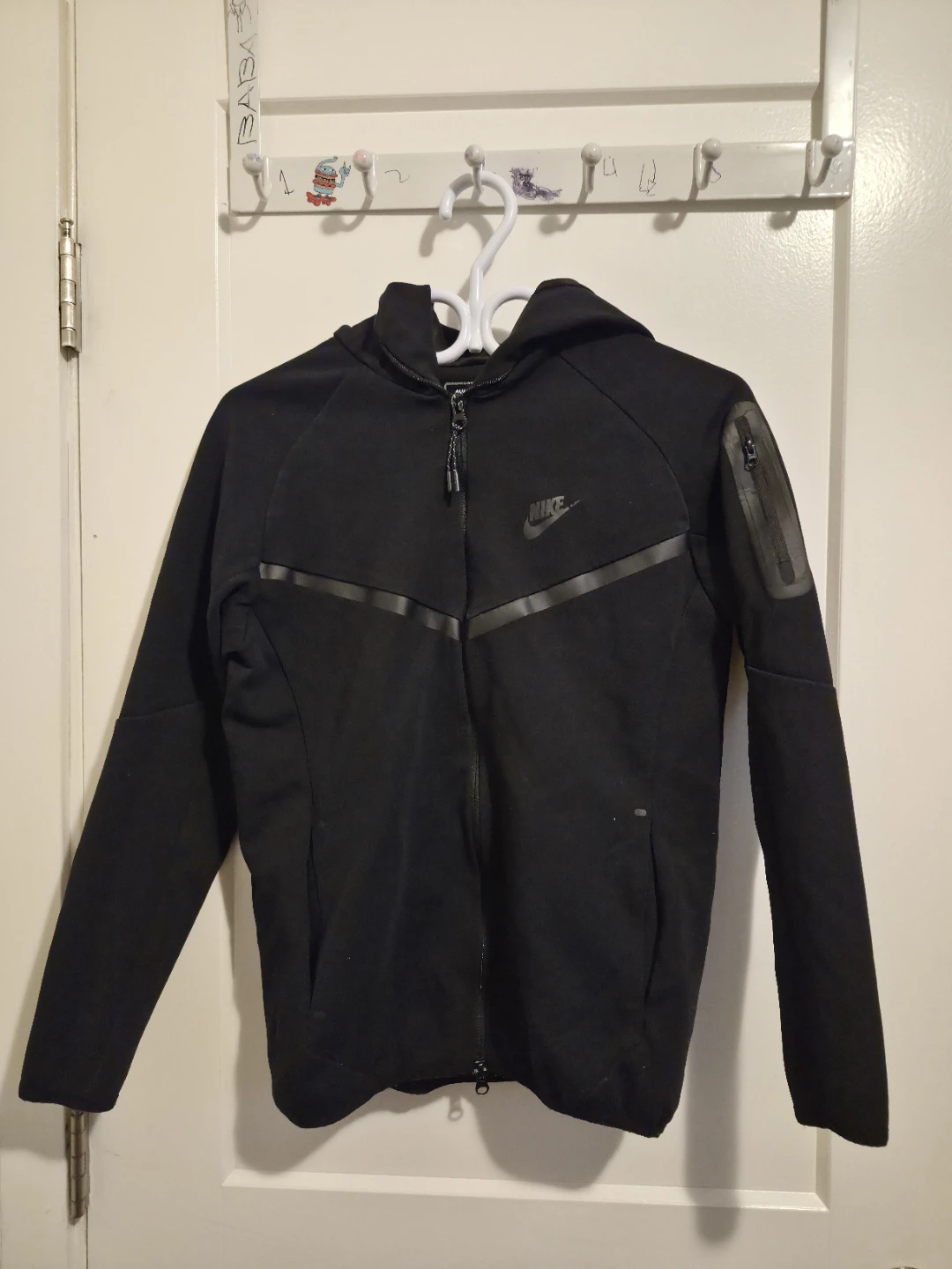 Nike tech and pants size 12-14