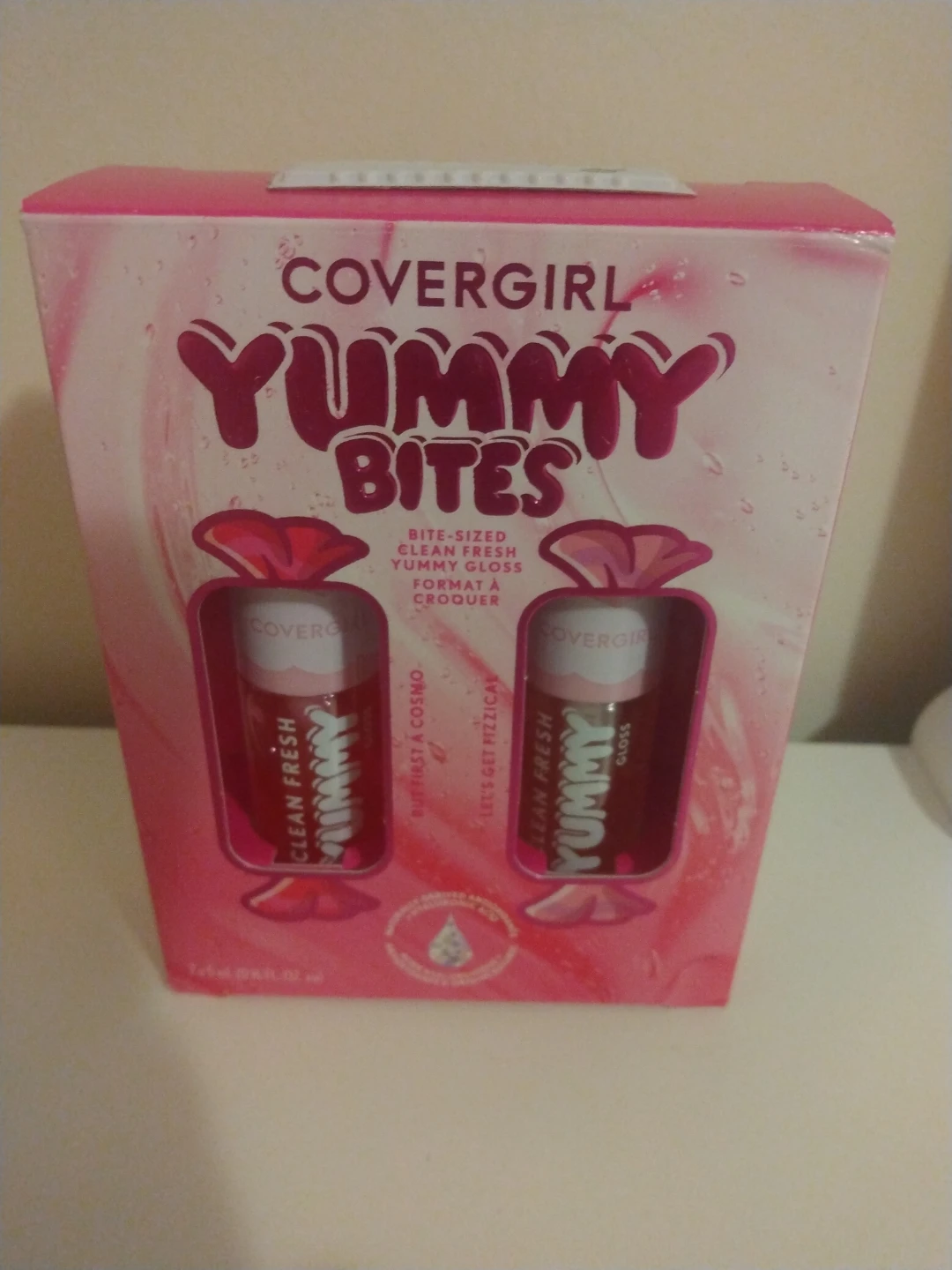 New Covergirl Yummy Bites Lip Gloss Set