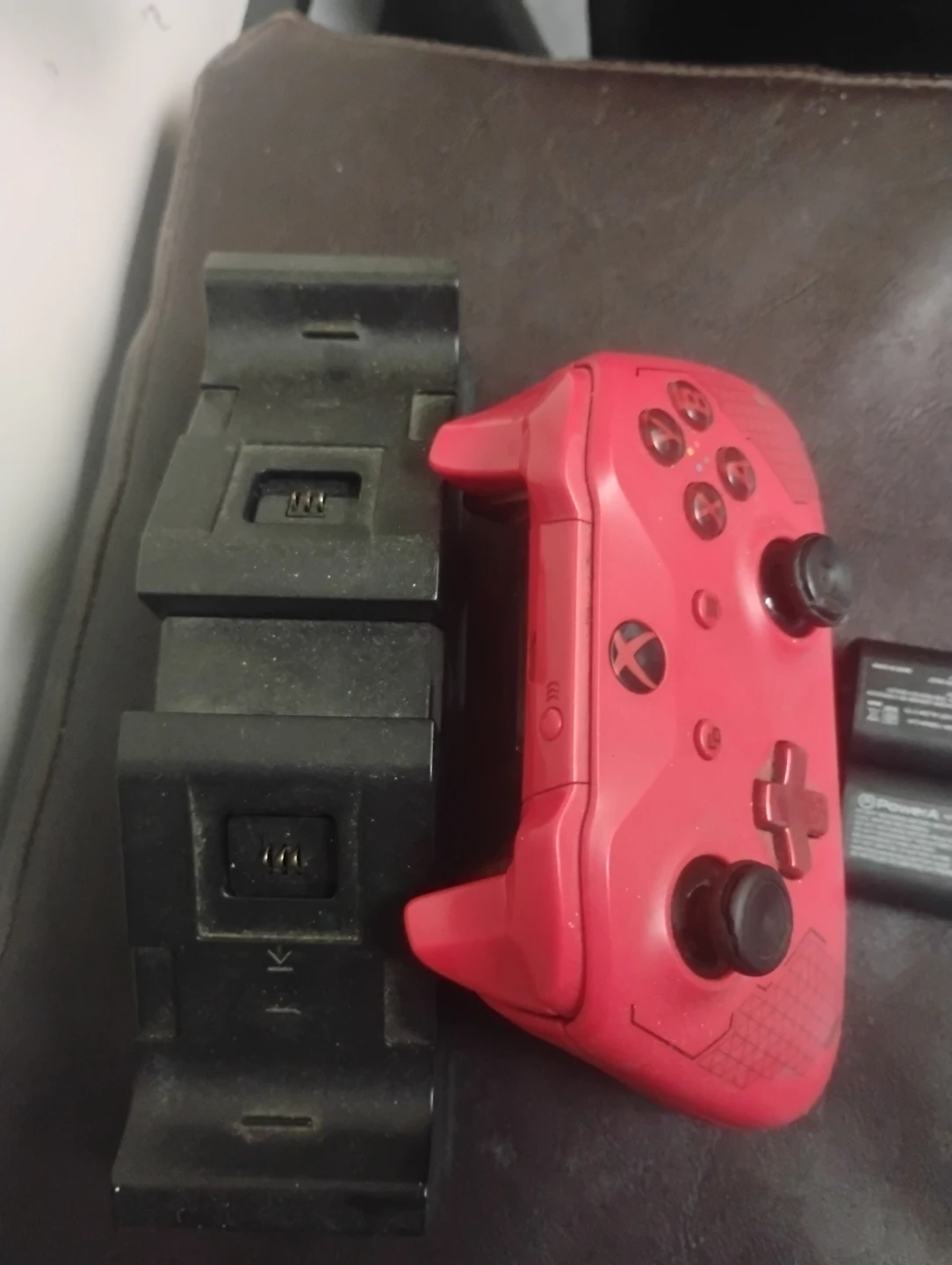 PowerA Xbox Controller + Charger - photo 3