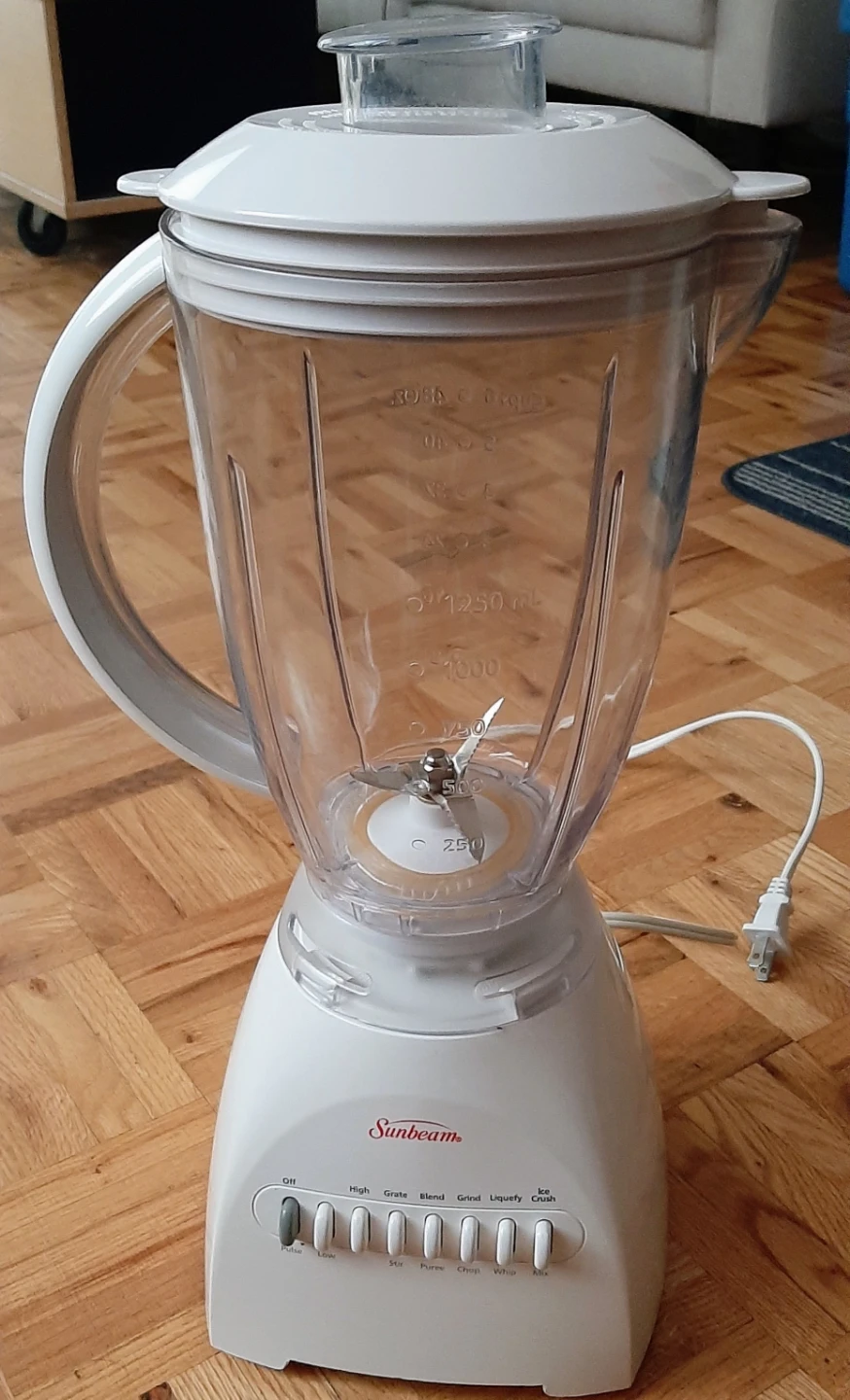 Sunbeam  Blender - photo 4