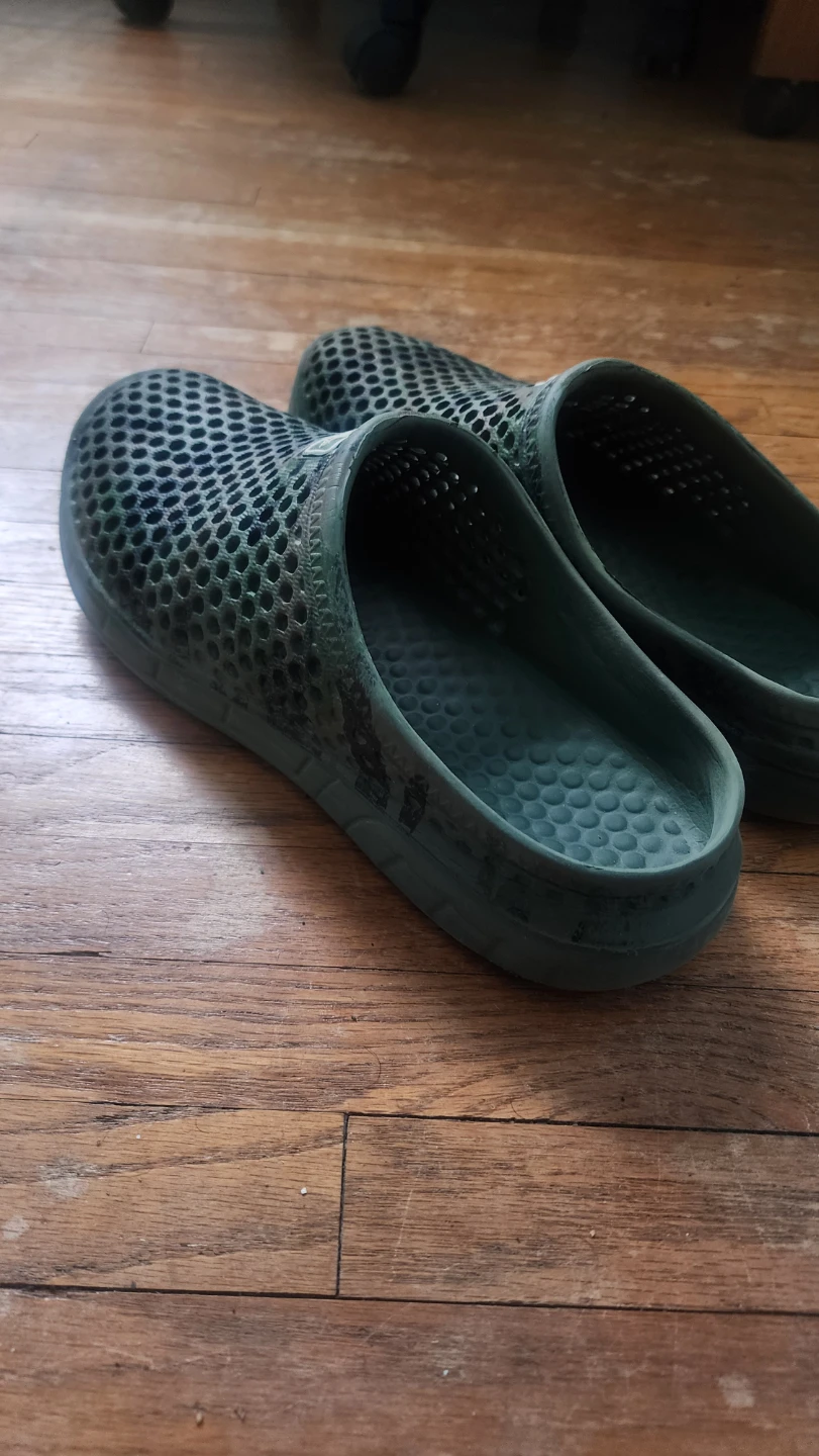 Women’s Slip-On Clogs / Garden Shoes size 9 - photo 2