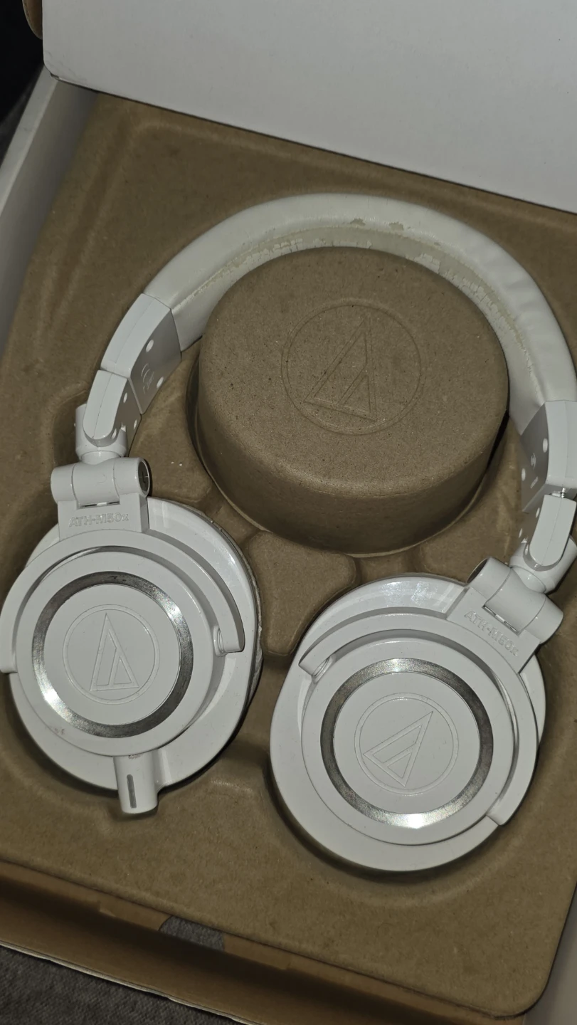 Audio-Technica ATH-M50x Headphones [WHITE] - photo 5