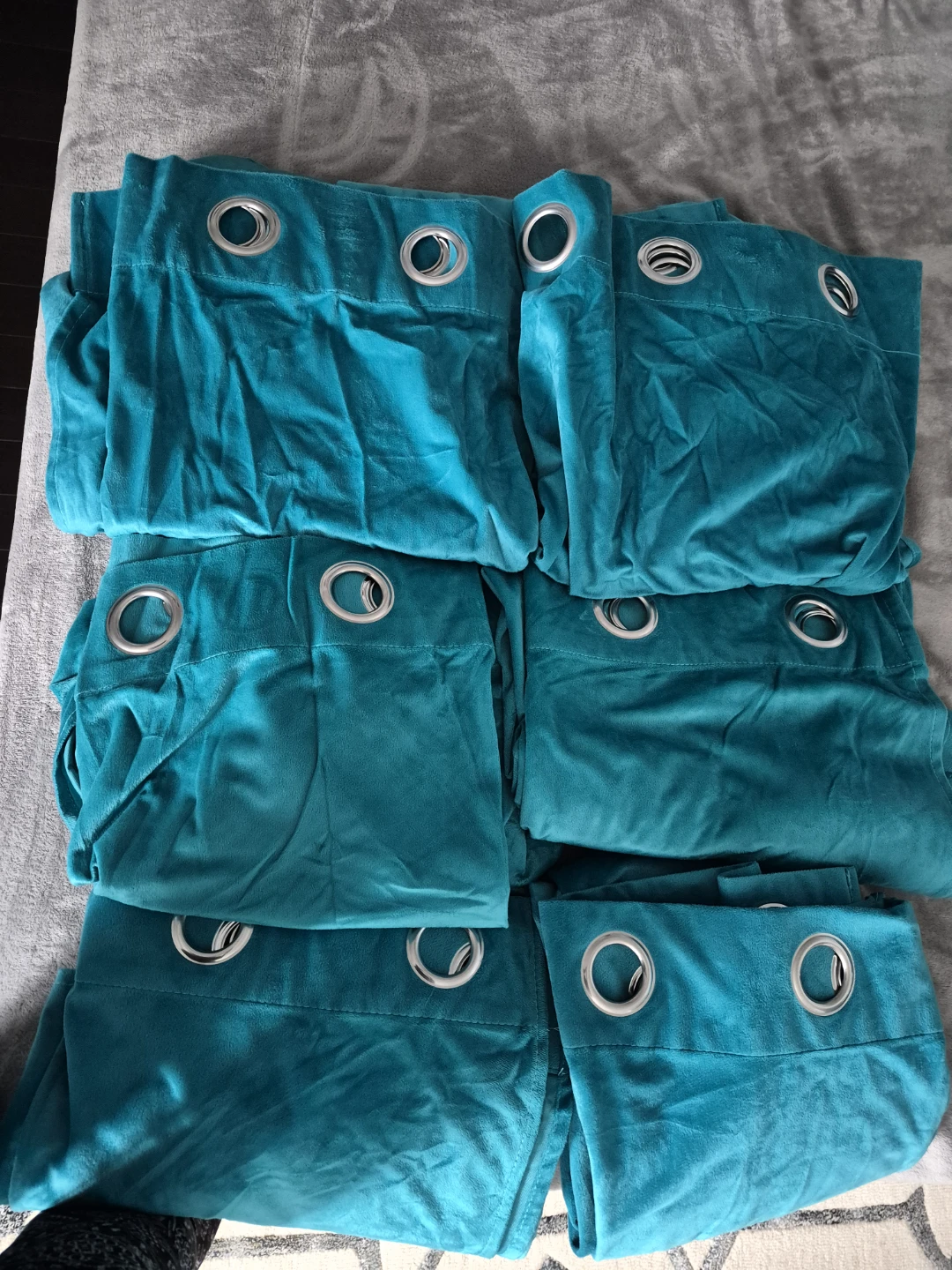 Structube Turquoise Curtains - photo 2