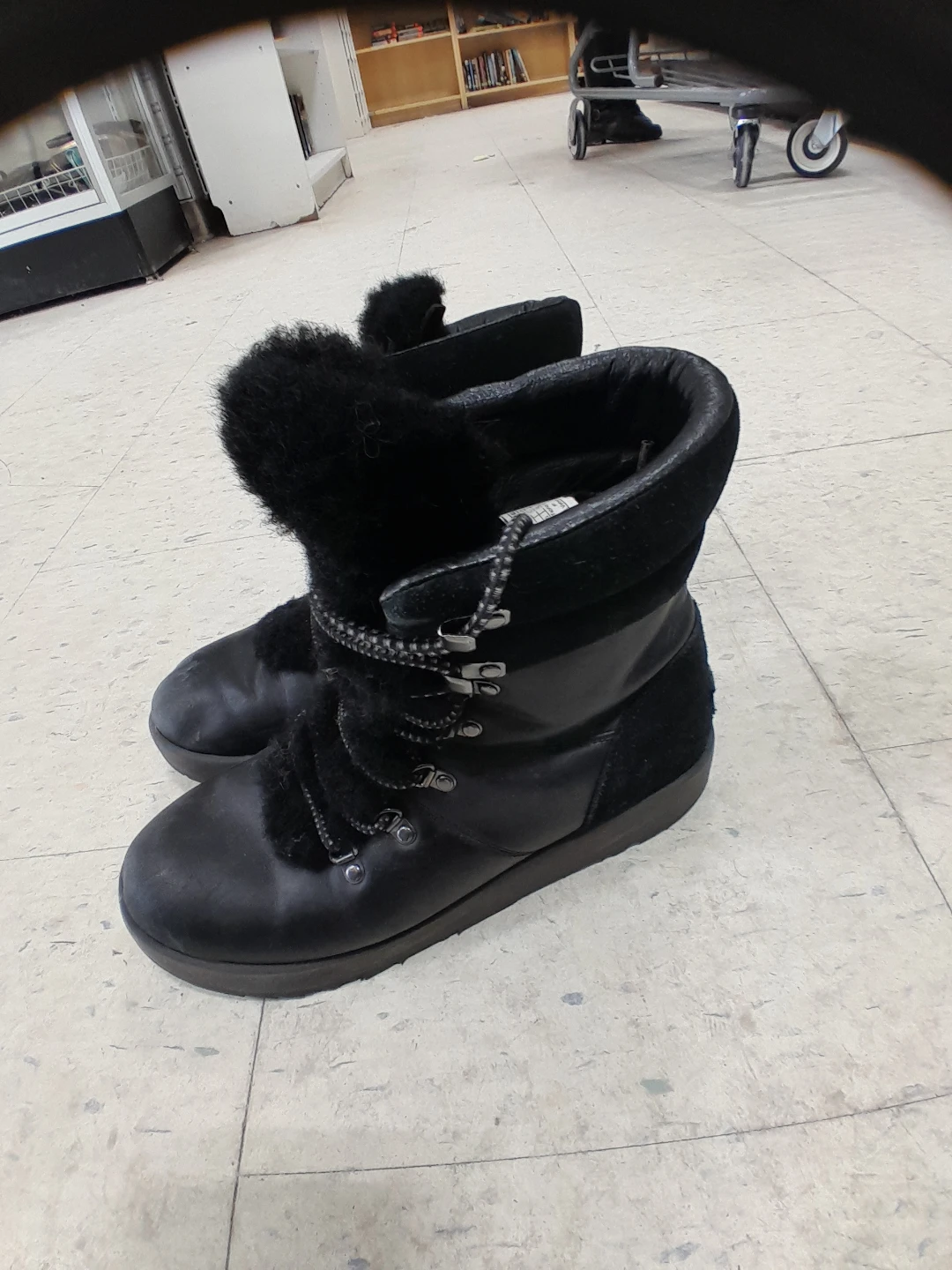 Black Winter Boots with Fur Trim original UGG men's Size 8 - photo 5