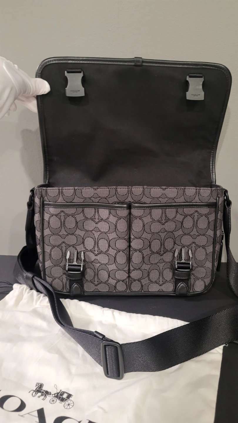 Authentic Brand New Coach Messanger Bag. - photo 3