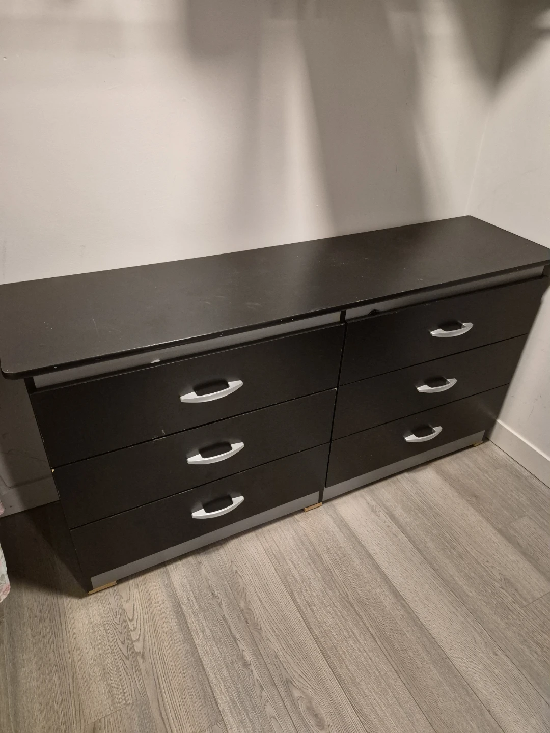 Black 6-Drawer Dresser - photo 3