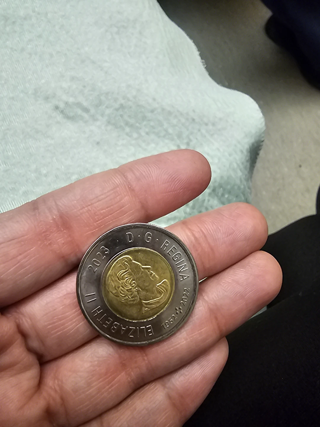 2023 Canada 2 Dollar Coin - photo 2
