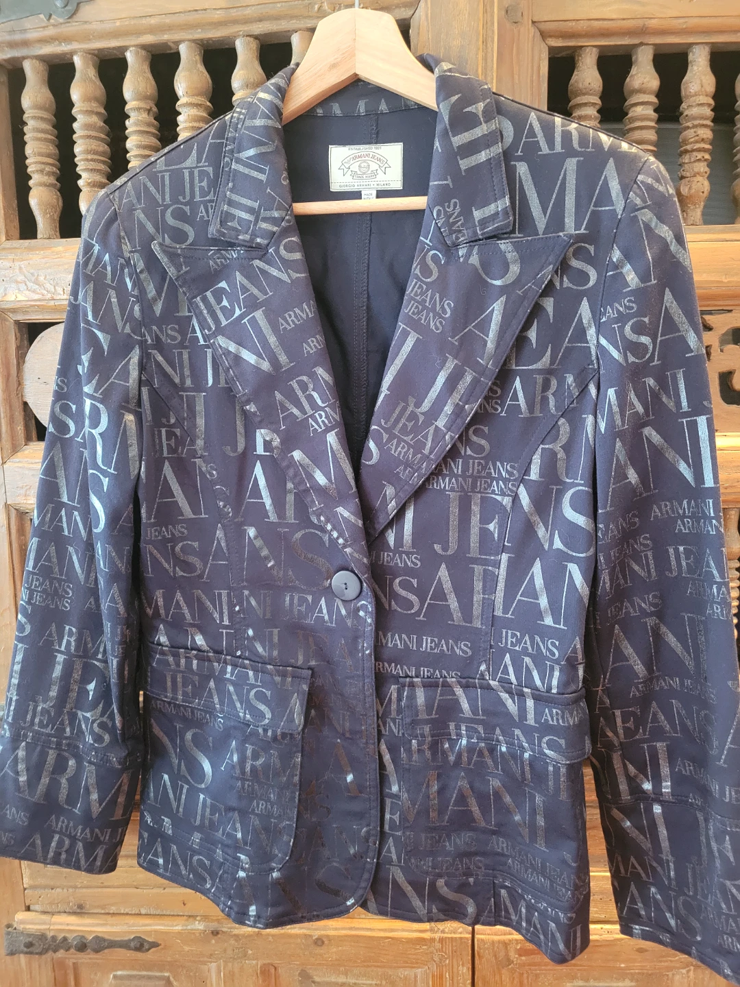 Armani Women's Blazer - vintage