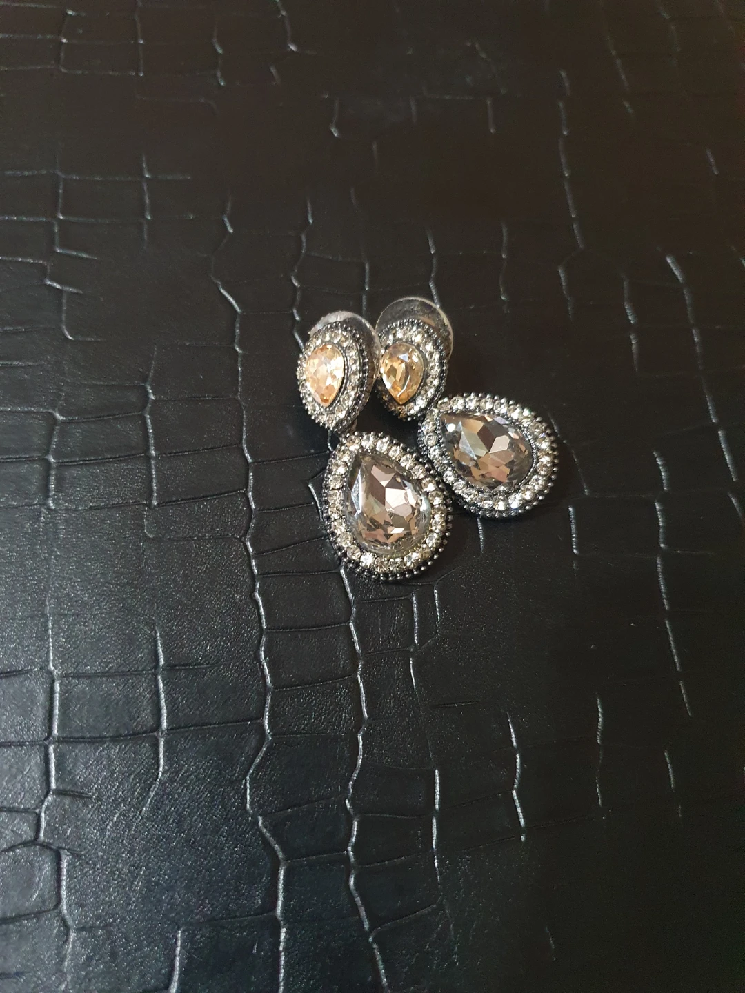 Fashion Earrings 🥕