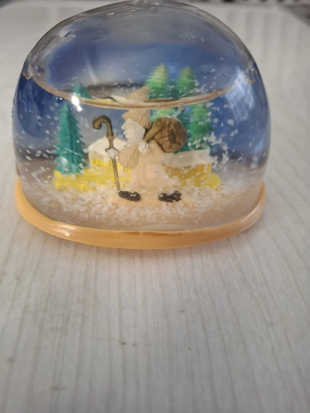 Christmas Snow Globe with Figurine - photo 2