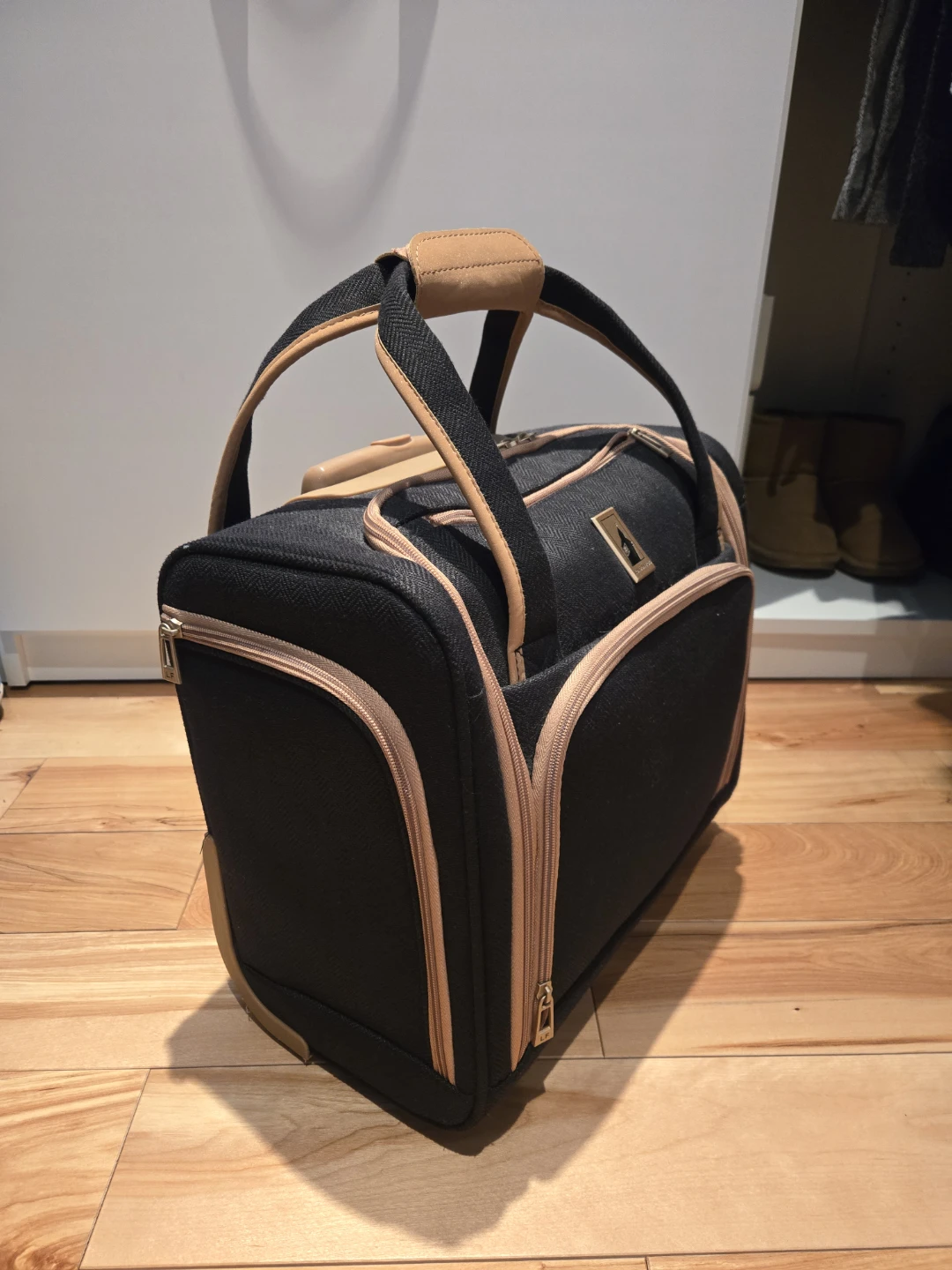 London Fog Rolling Carry-On Bag - photo 2