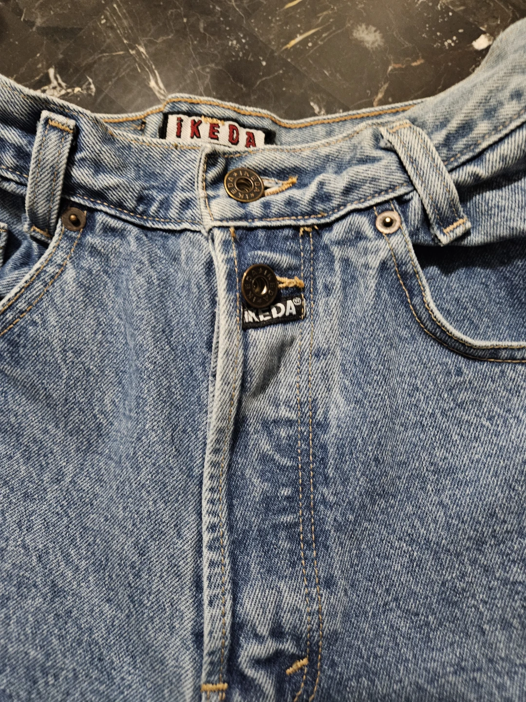 Ikeda Jeans - Size 30 - photo 3