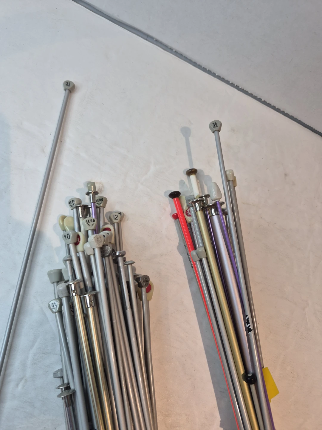 Assorted Knitting Needles - photo 2