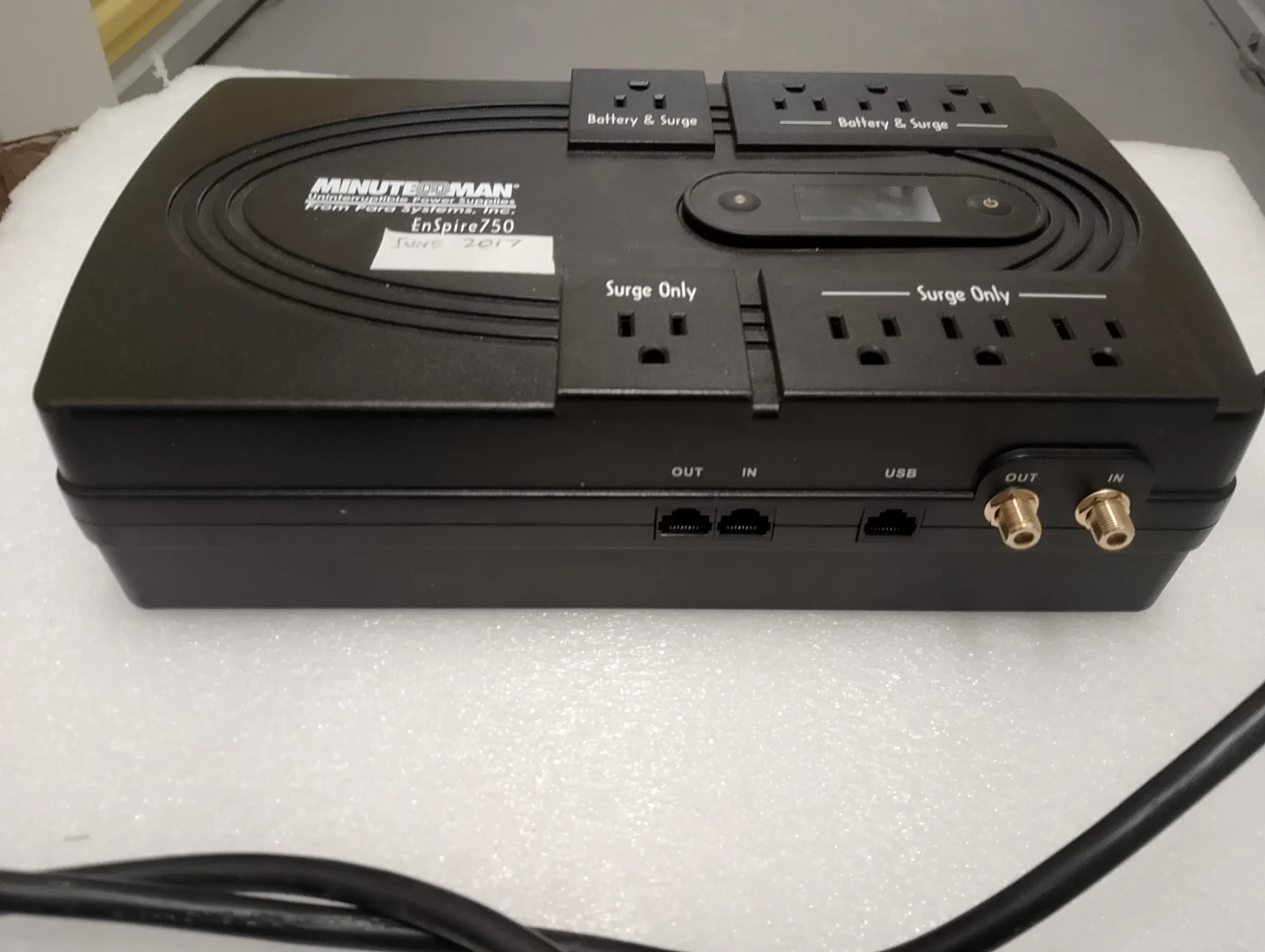 MinuteMan Enspire 750 UPS Battery Backup - photo 2