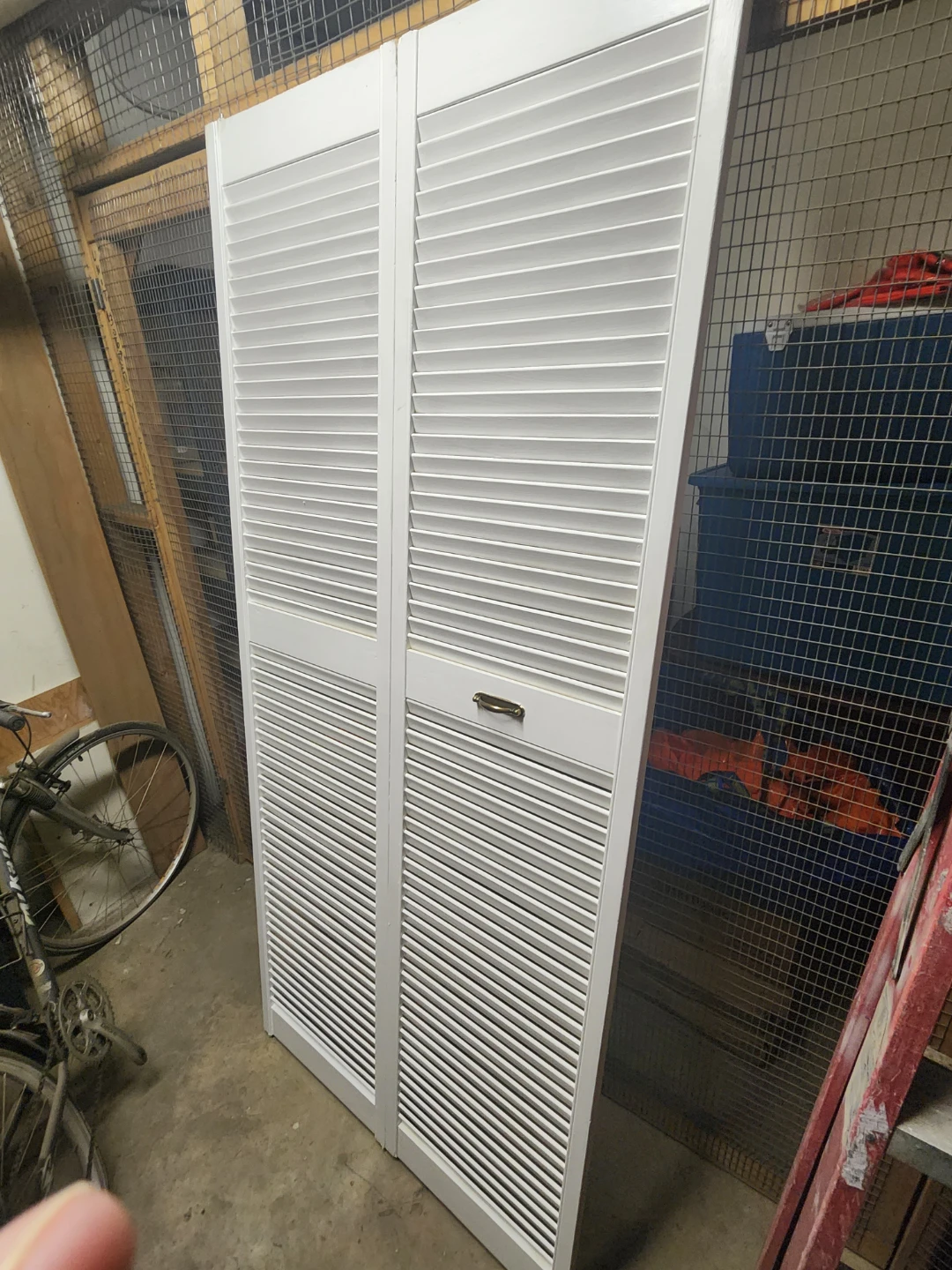 White Louvered Bi-Fold Door