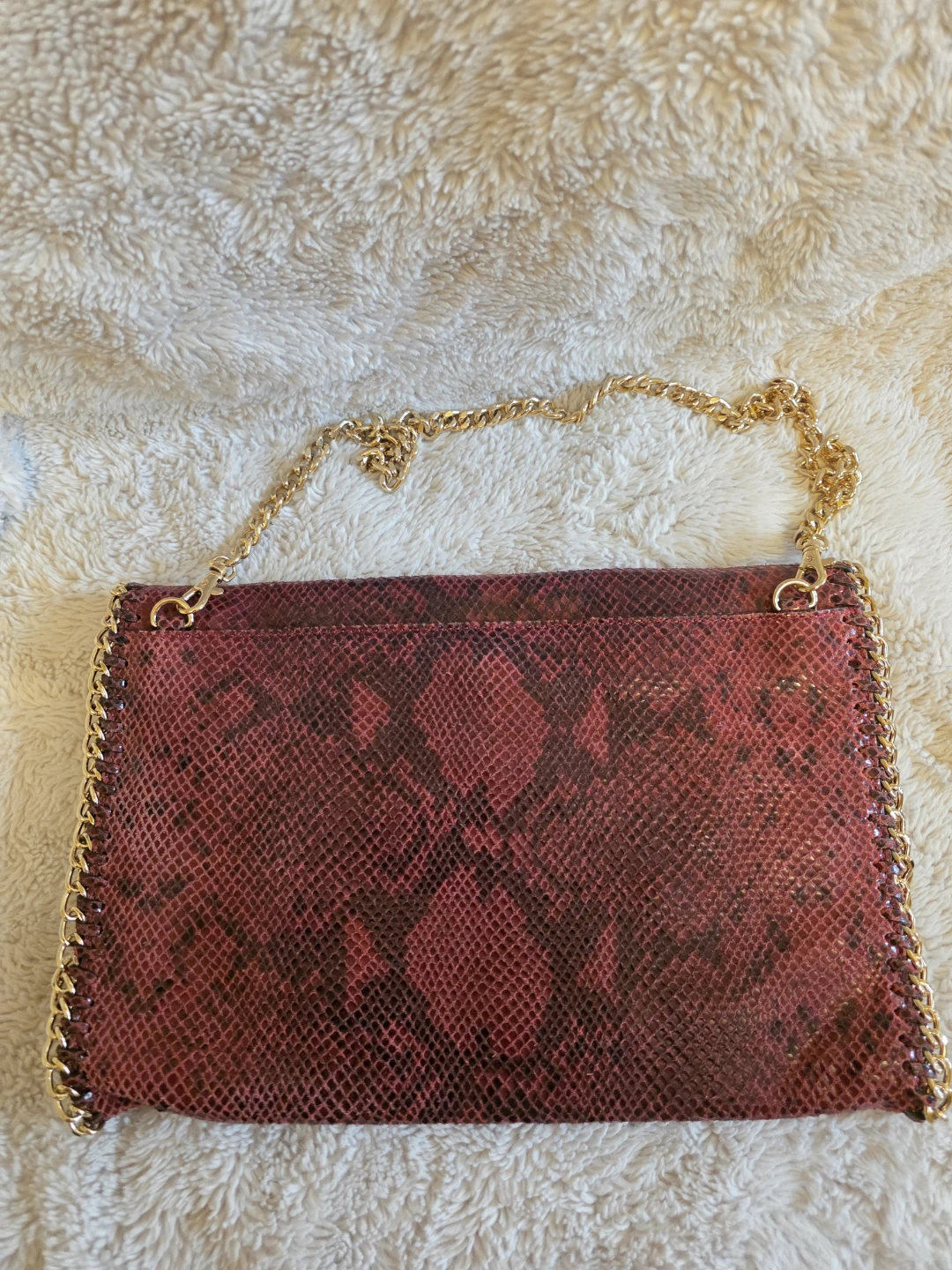 Michael Kors Oversized Chelsea Clutch With Gold Chain - Rare - photo 3