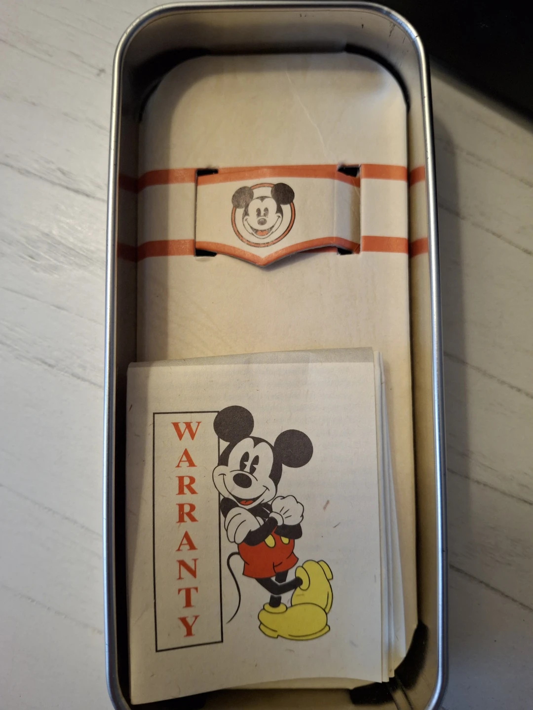 Beautiful womens Mickey Mouse watch - photo 5
