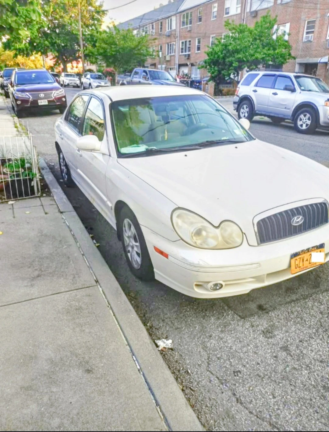 Hyundai Sonata White Sedan - photo 4