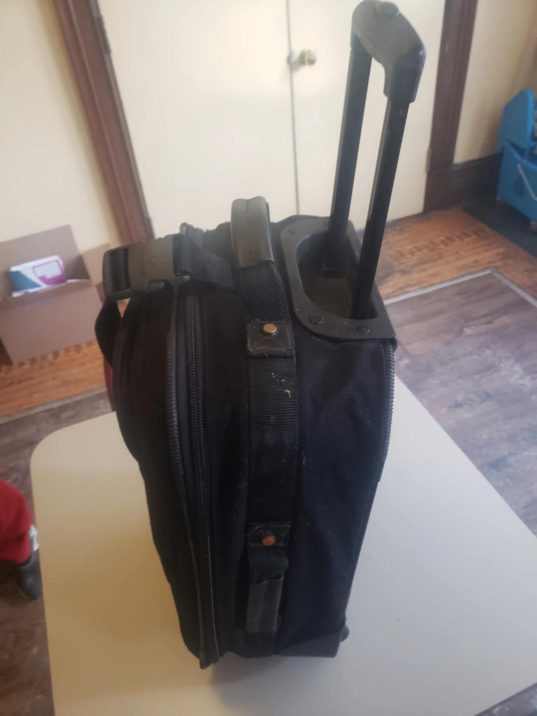 Samsonite Black Rolling Carry-On Suitcase - photo 2