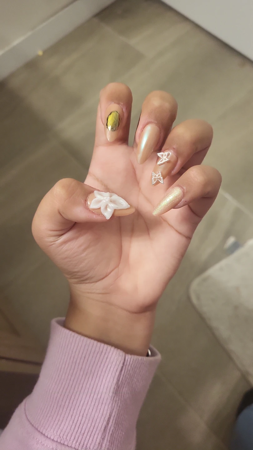 Assorted Press-On Nails
