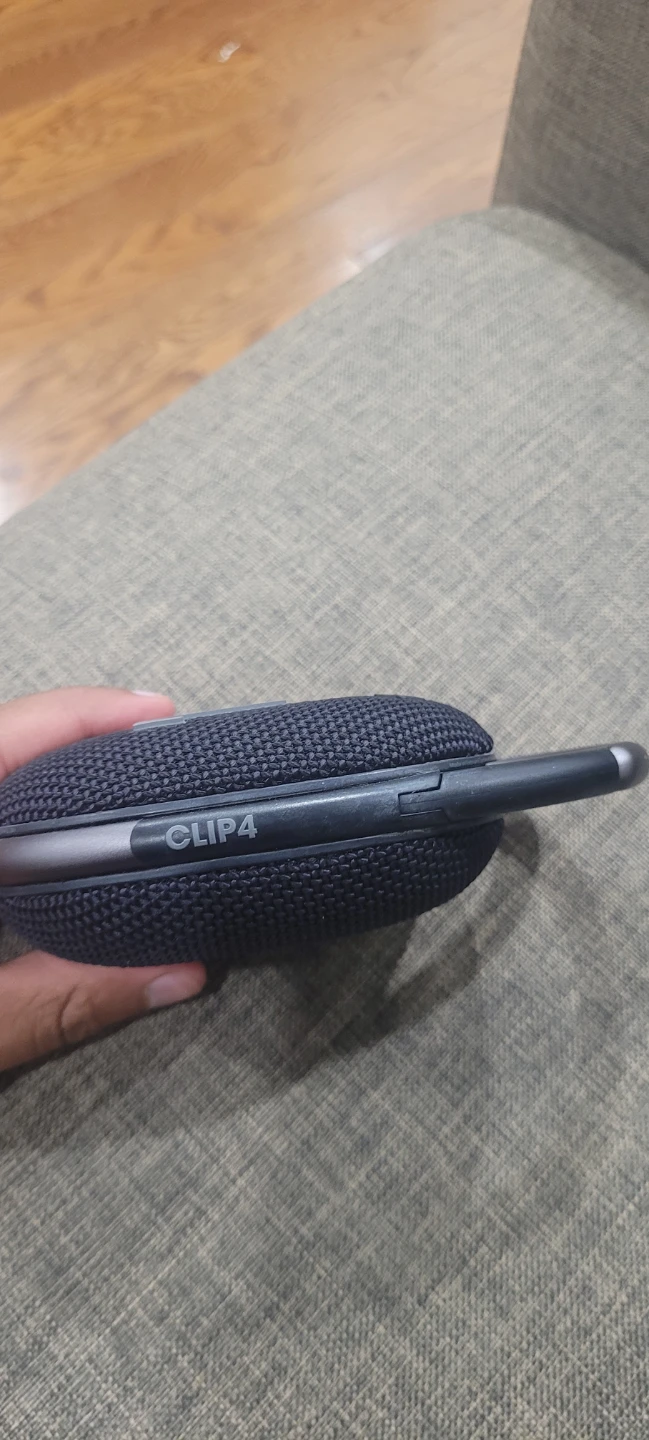 JBL Clip 4 Portable Bluetooth Speaker - Black - photo 4