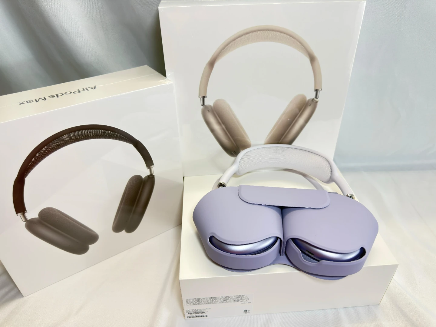 Apple AirPods Max - New in Box - photo 2