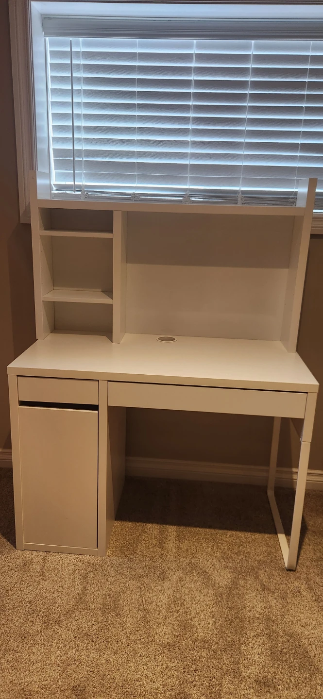 IKEA MICKE White Desk with Hutch - 41 3/8" - photo 5