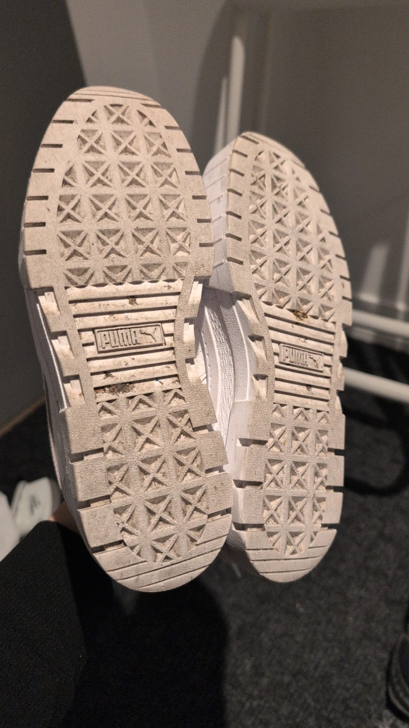 Puma Women's White Sneakers - photo 3