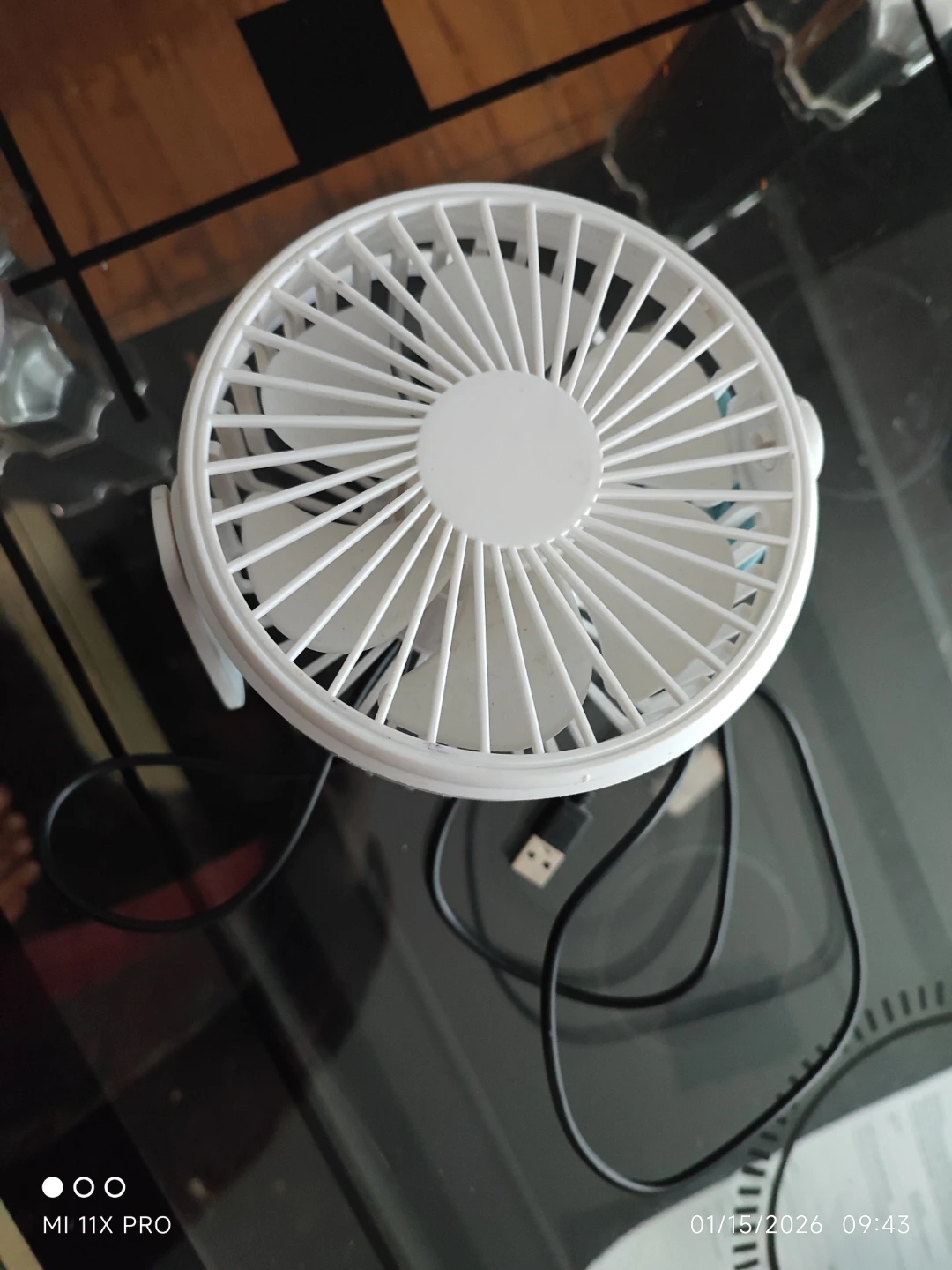 White USB Desk Fan