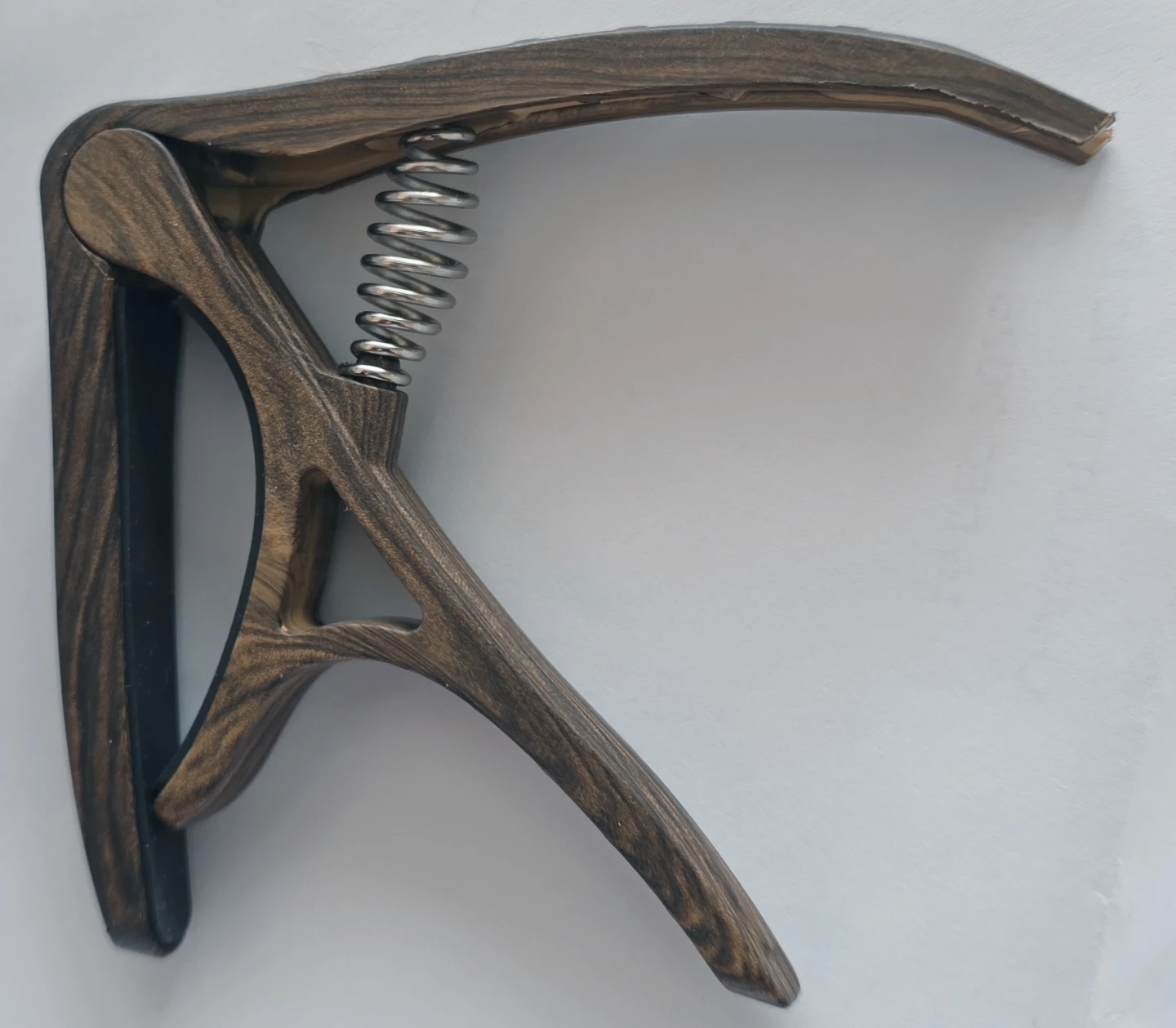 Brand new Acoustic Guitar Capo with 2 Picks - photo 3