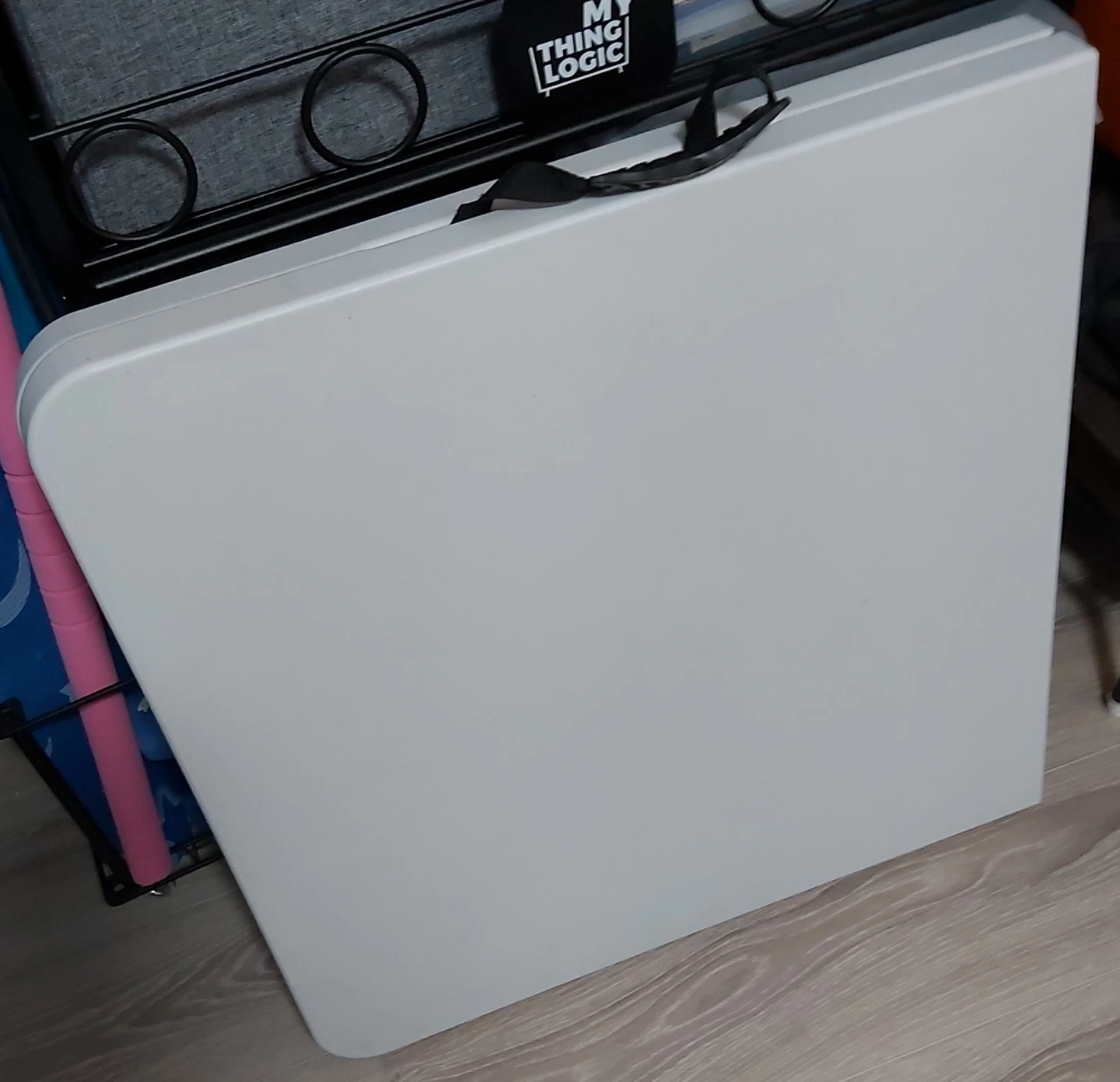 Folding Table (white) - photo 2