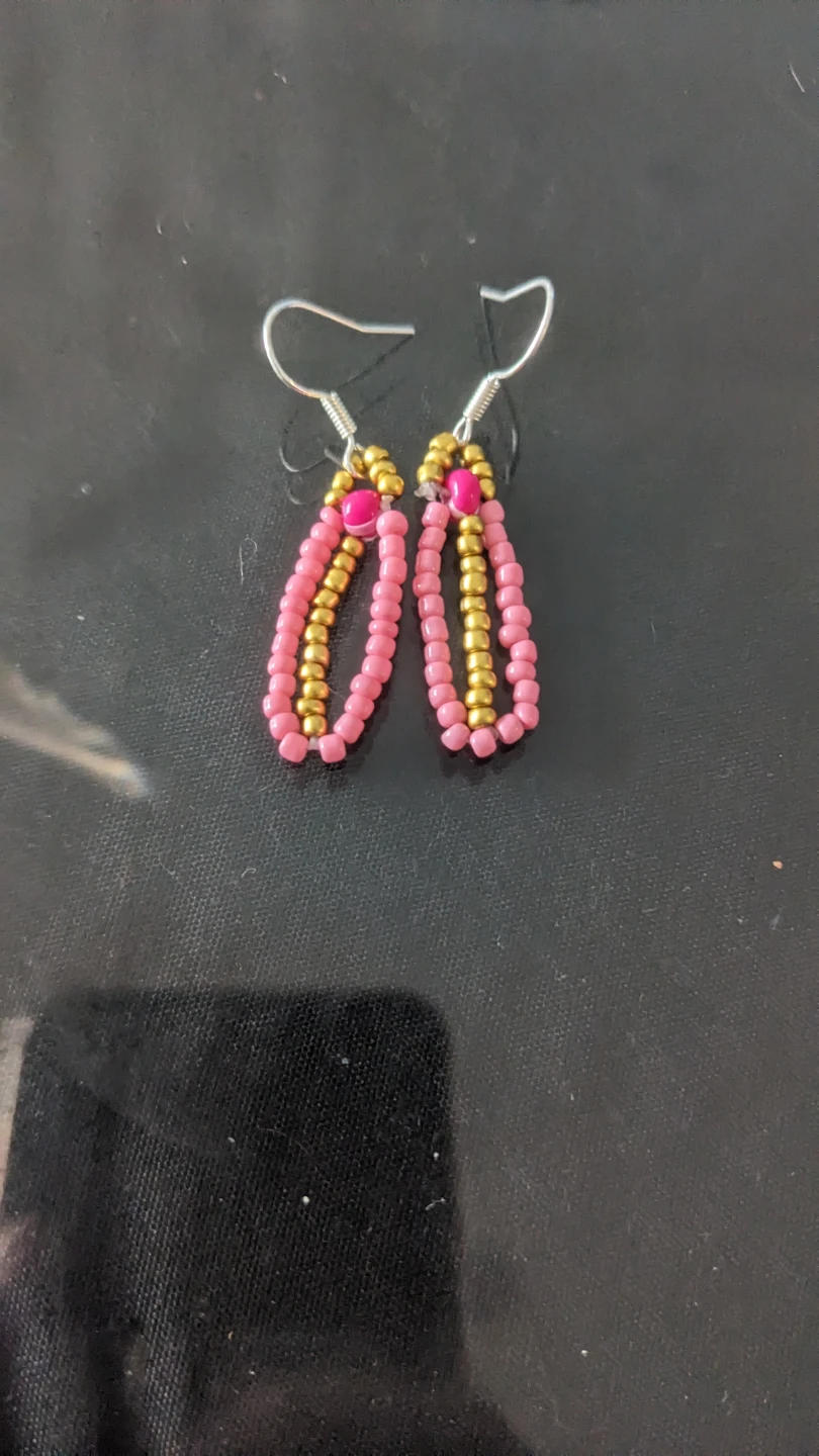 Handmade Beaded Keychain and Earrings Set - photo 2